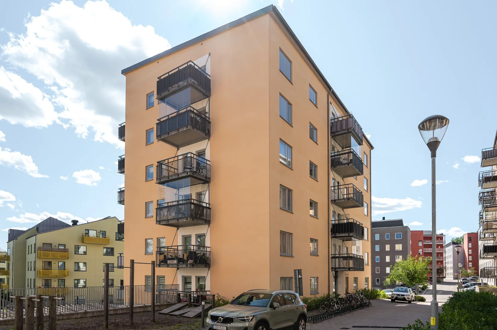 Bostadsrätt, Småbrukets backe 14, Visättra, Huddinge