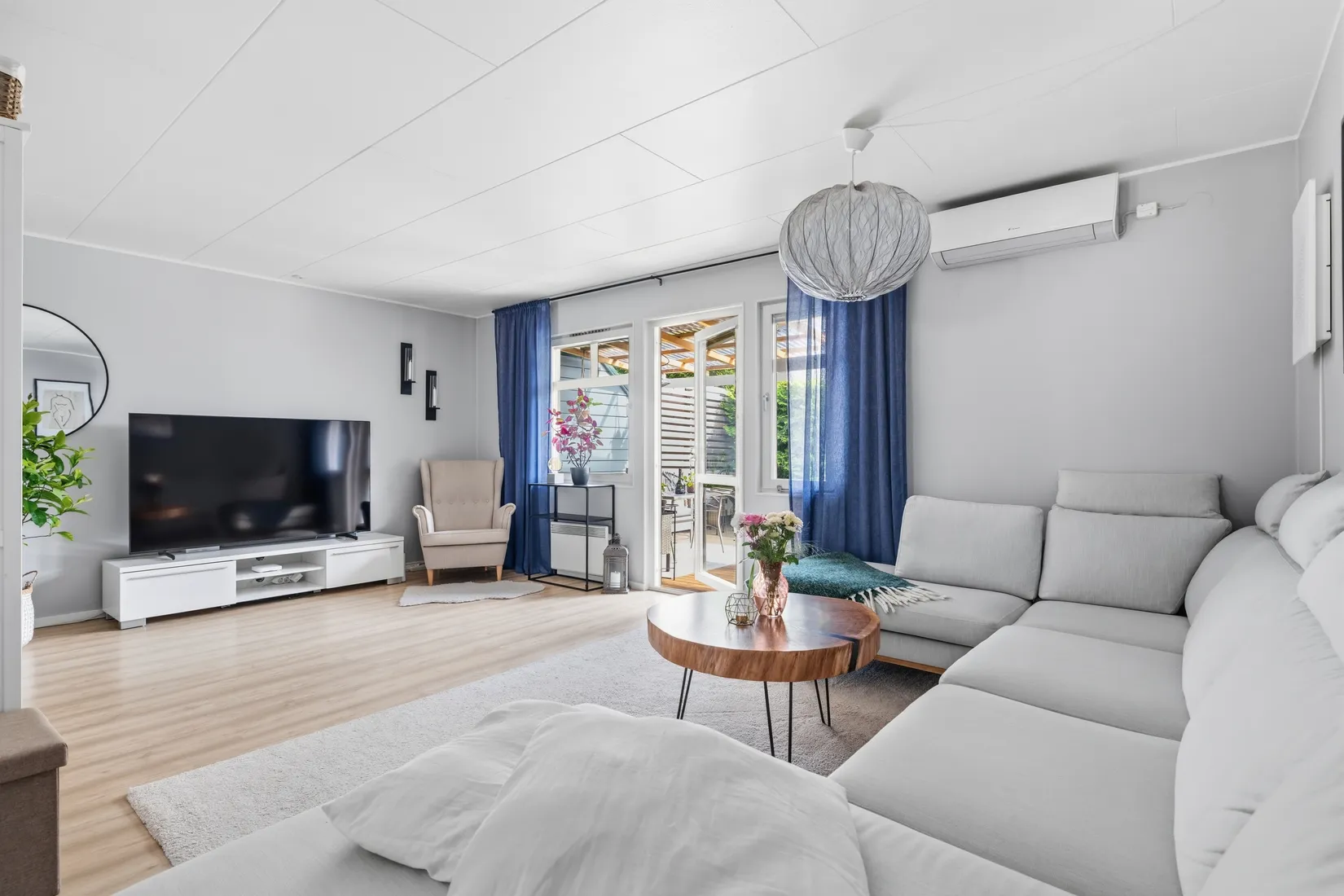 Radhus, Vintervägen 150, Bollstanäs/Grimstaby, Upplands Väsby