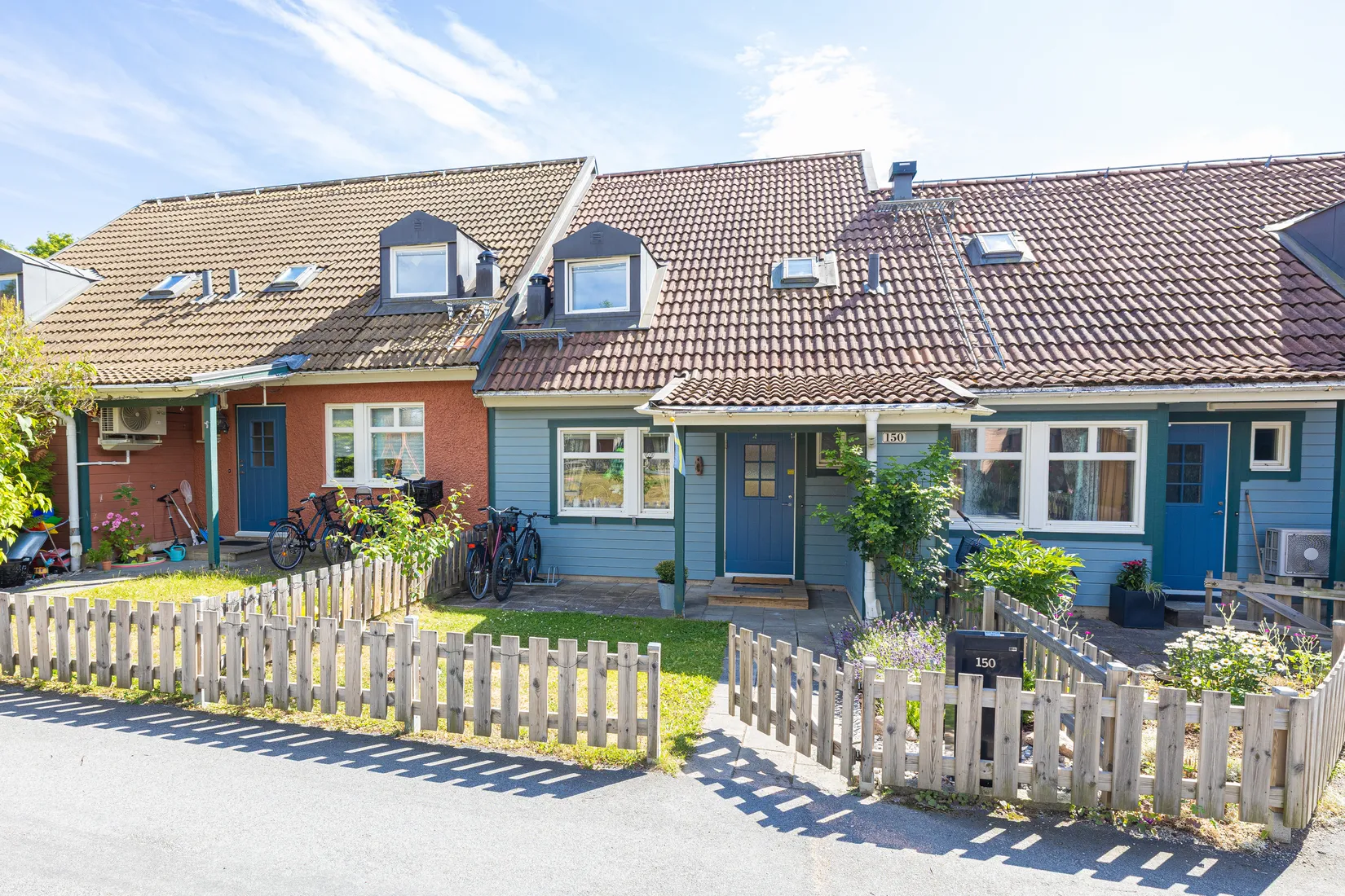 Radhus, Vintervägen 150, Bollstanäs/Grimstaby, Upplands Väsby
