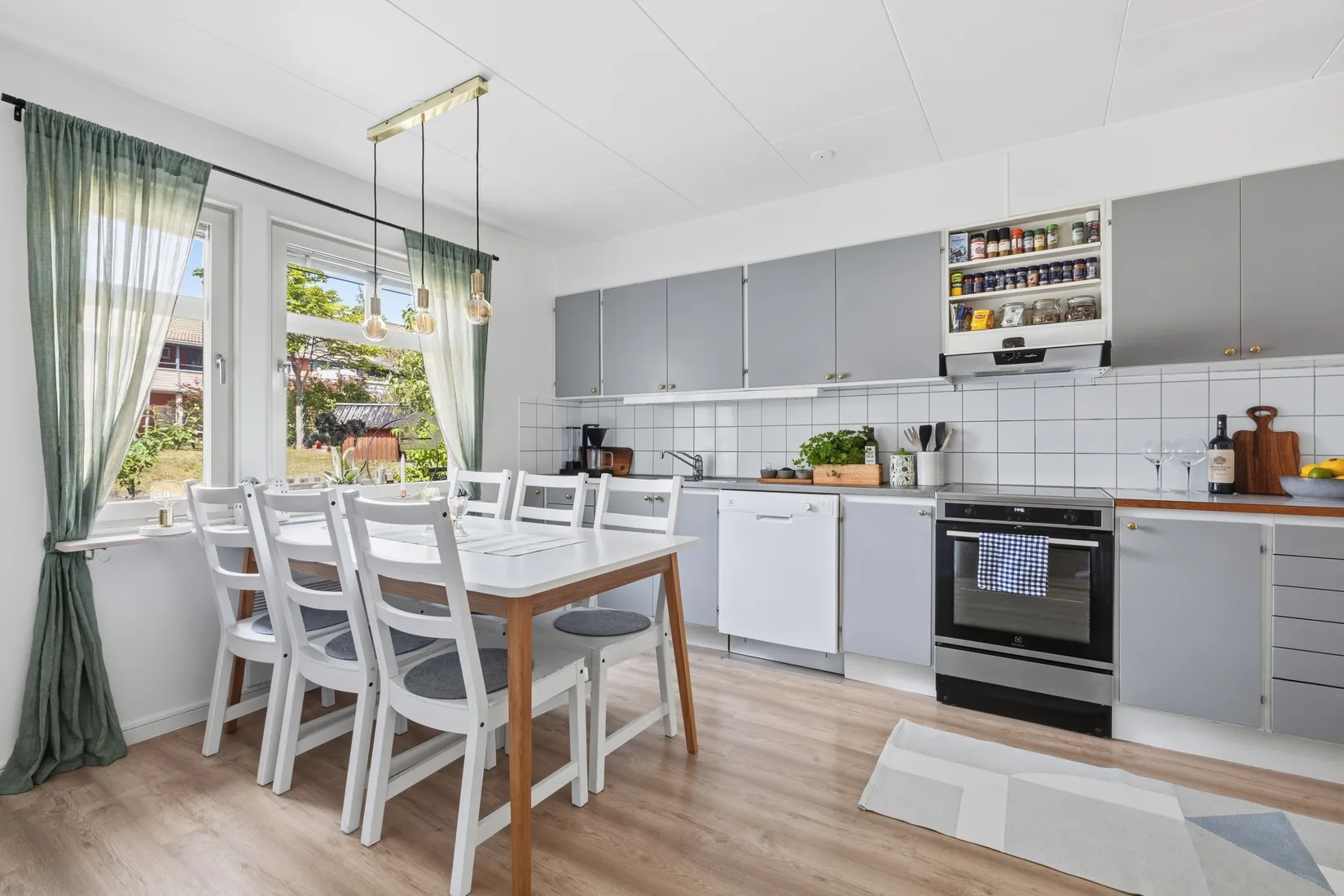 Radhus, Vintervägen 150, Bollstanäs/Grimstaby, Upplands Väsby