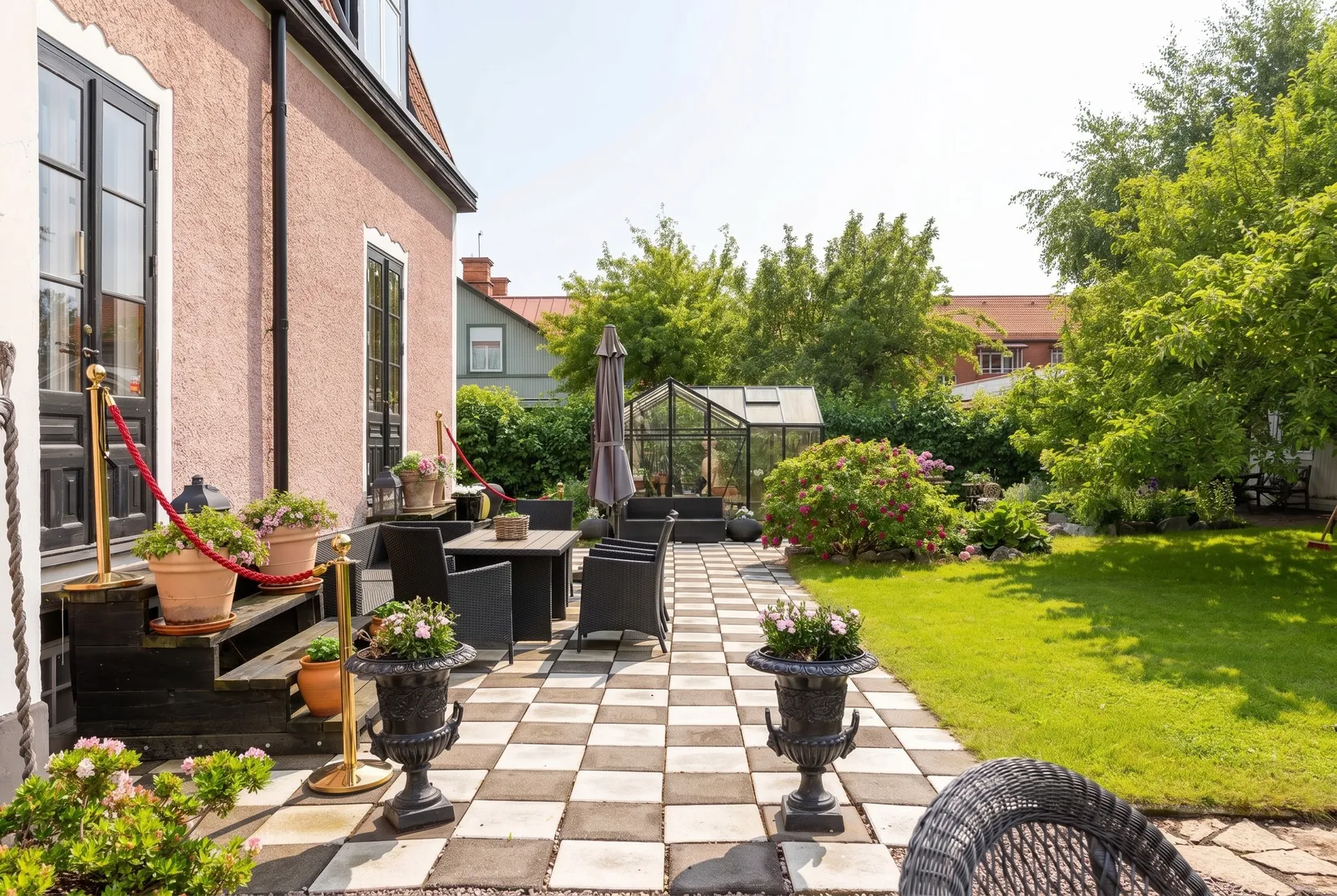 Villa, Katrinelundsvägen 15, Karlsdal, Västerås