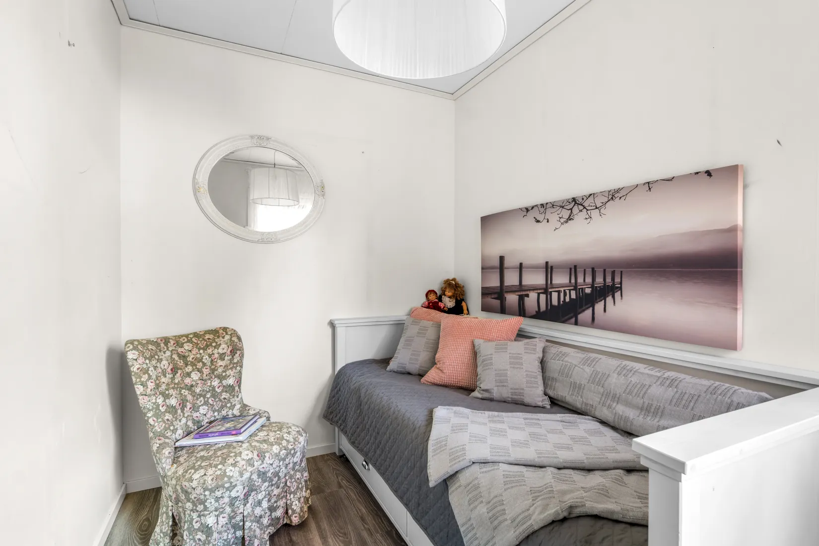 Radhus, Glädjegången 42, Trollbäcken, Tyresö