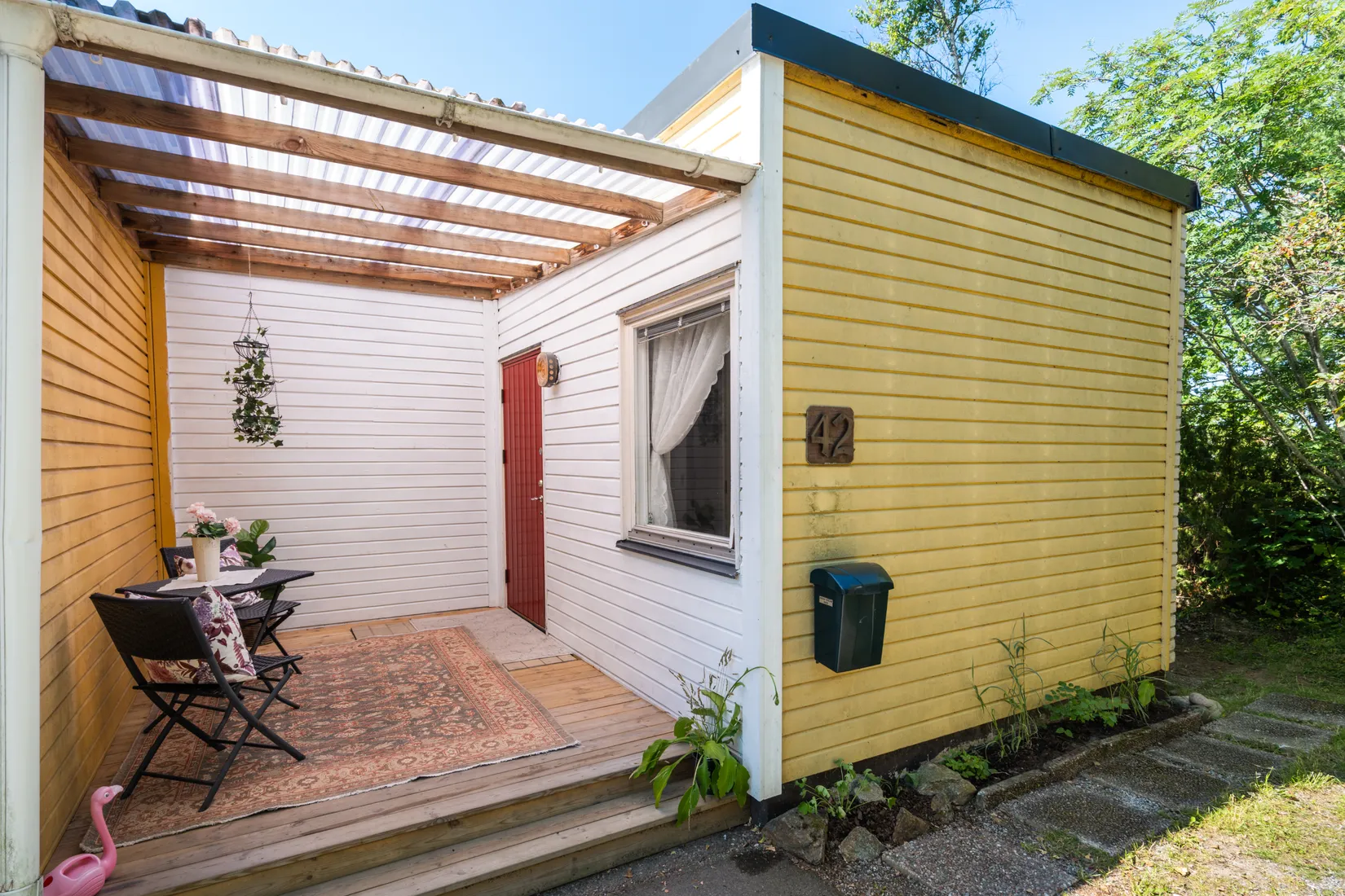 Radhus, Glädjegången 42, Trollbäcken, Tyresö