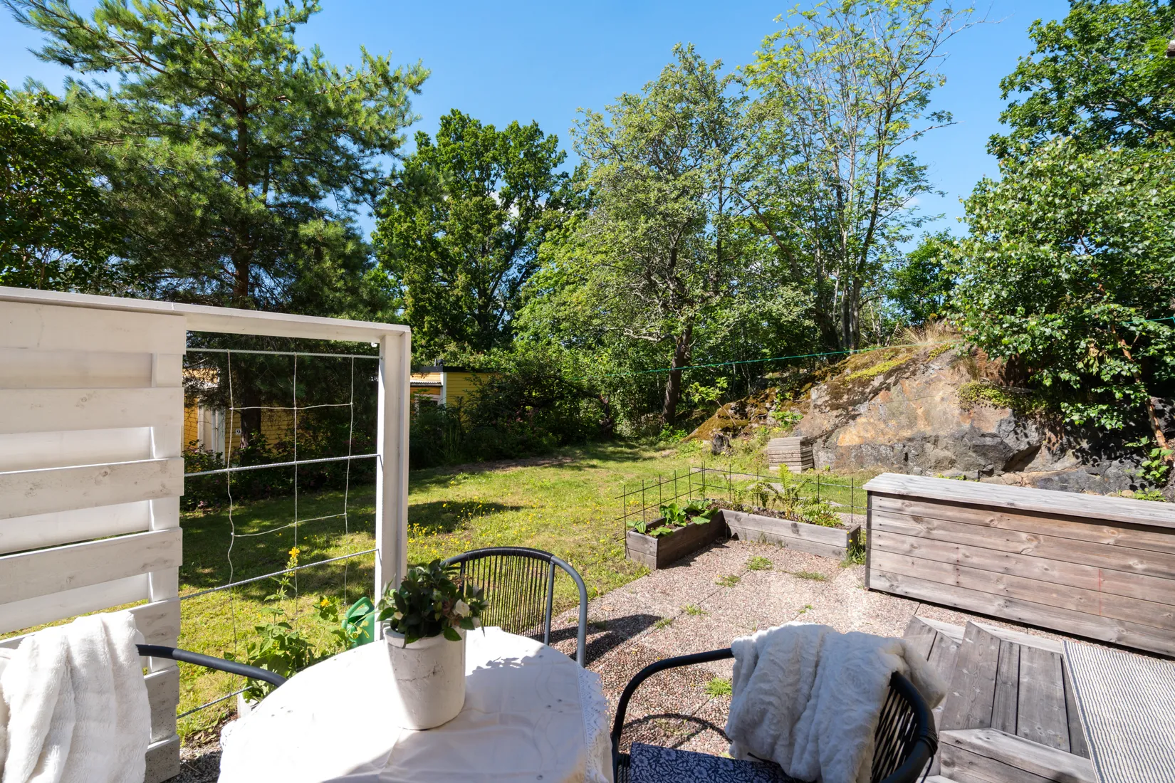 Radhus, Glädjegången 42, Trollbäcken, Tyresö