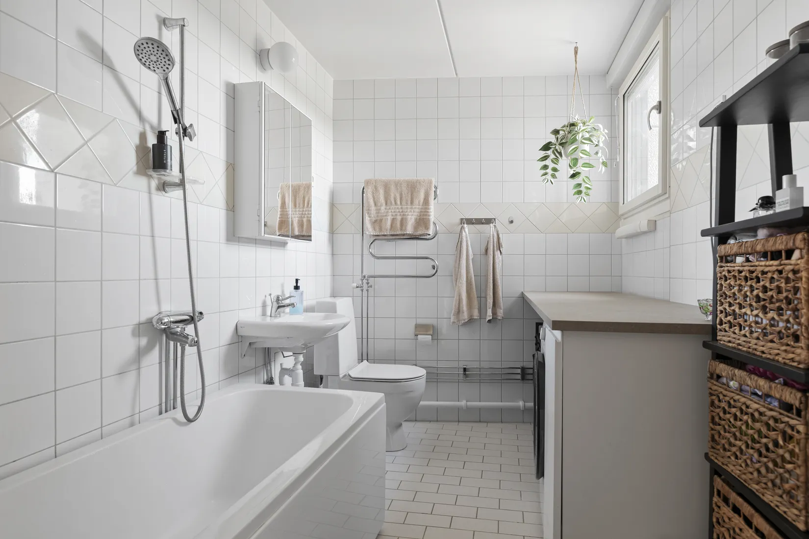 Bostadsrätt, Åkerbyvägen 86, 9tr, Täby Centrum, Täby