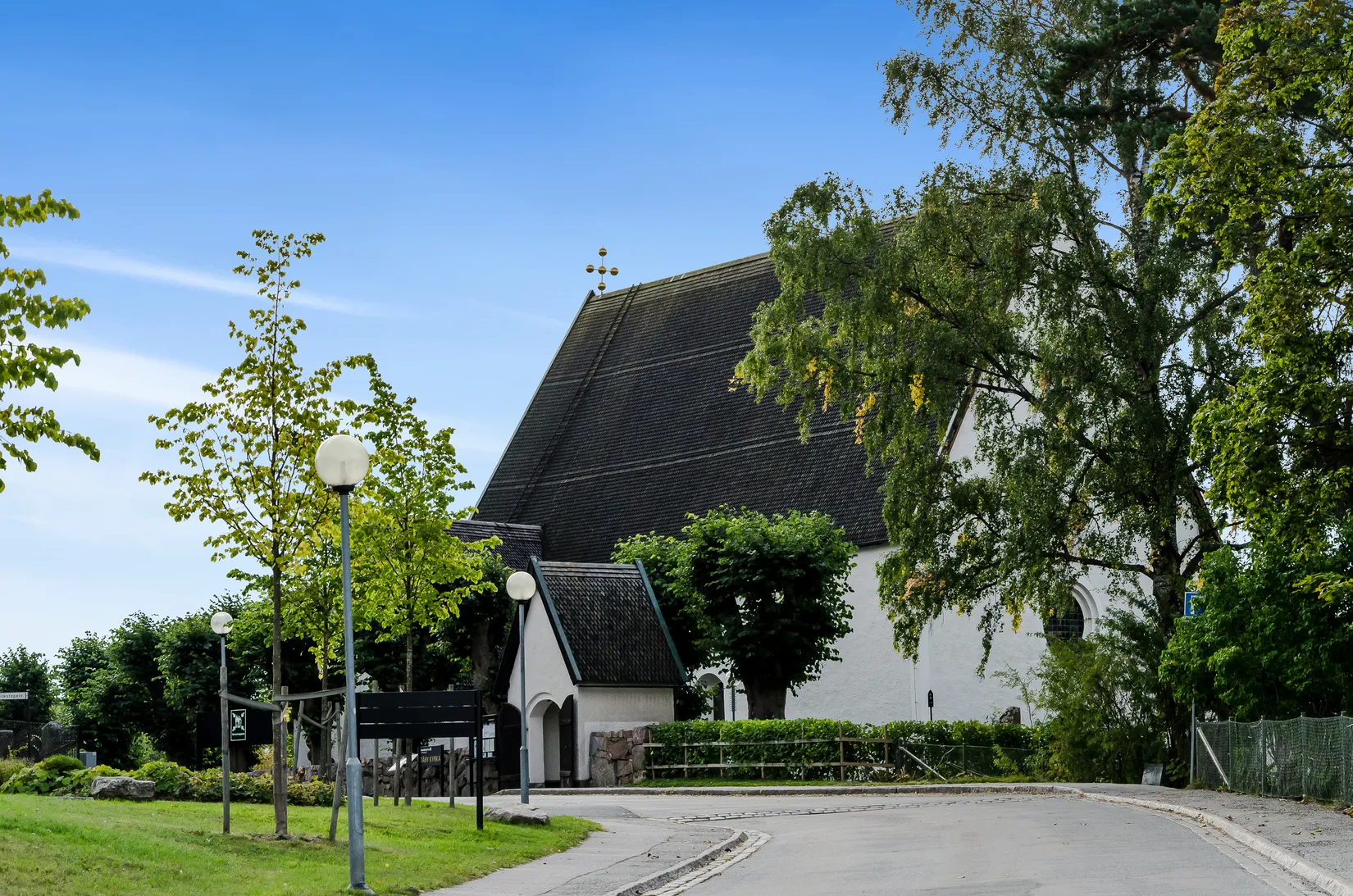 Villa, Helgavägen 14, Täby Kyrkby, Täby