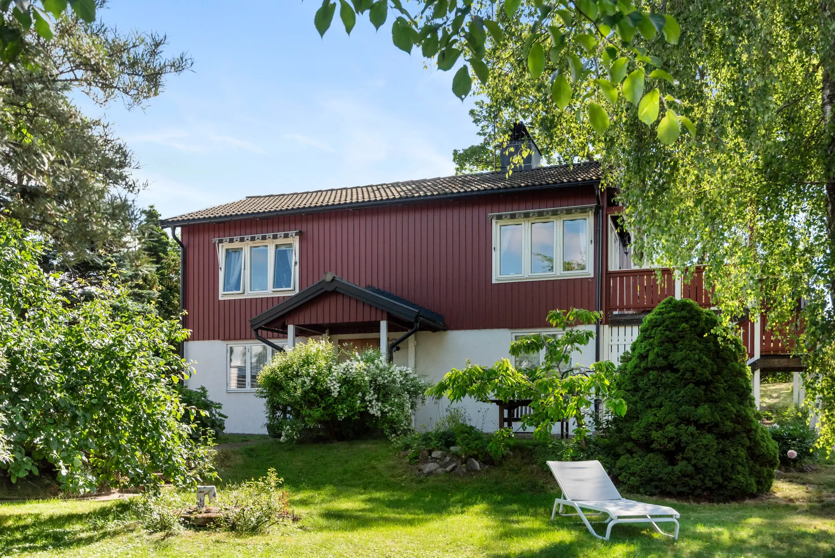 Villa, Helgavägen 14, Täby Kyrkby, Täby