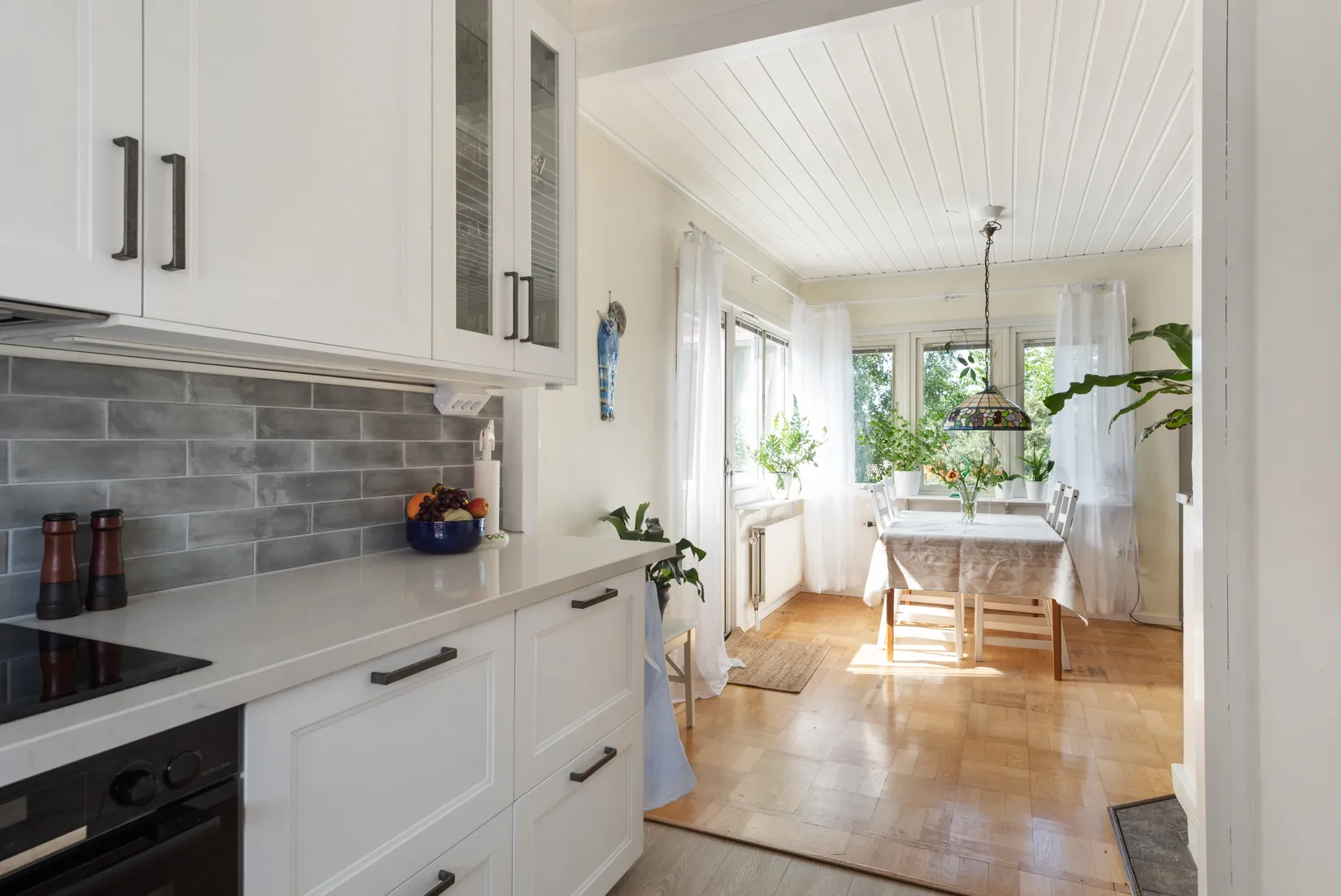 Villa, Helgavägen 14, Täby Kyrkby, Täby