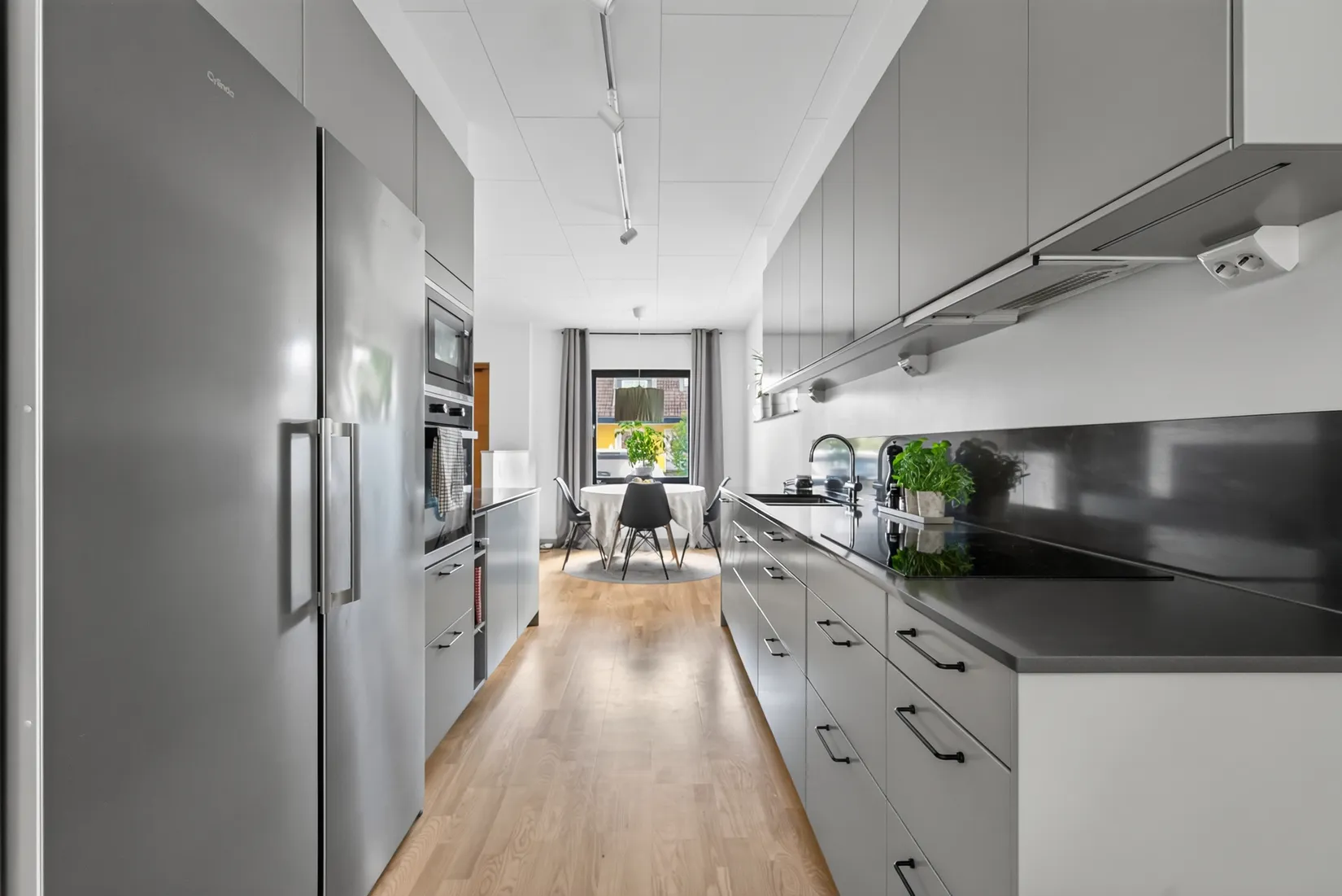 Radhus, Simborgarvägen 1E, Centralt, Österåker