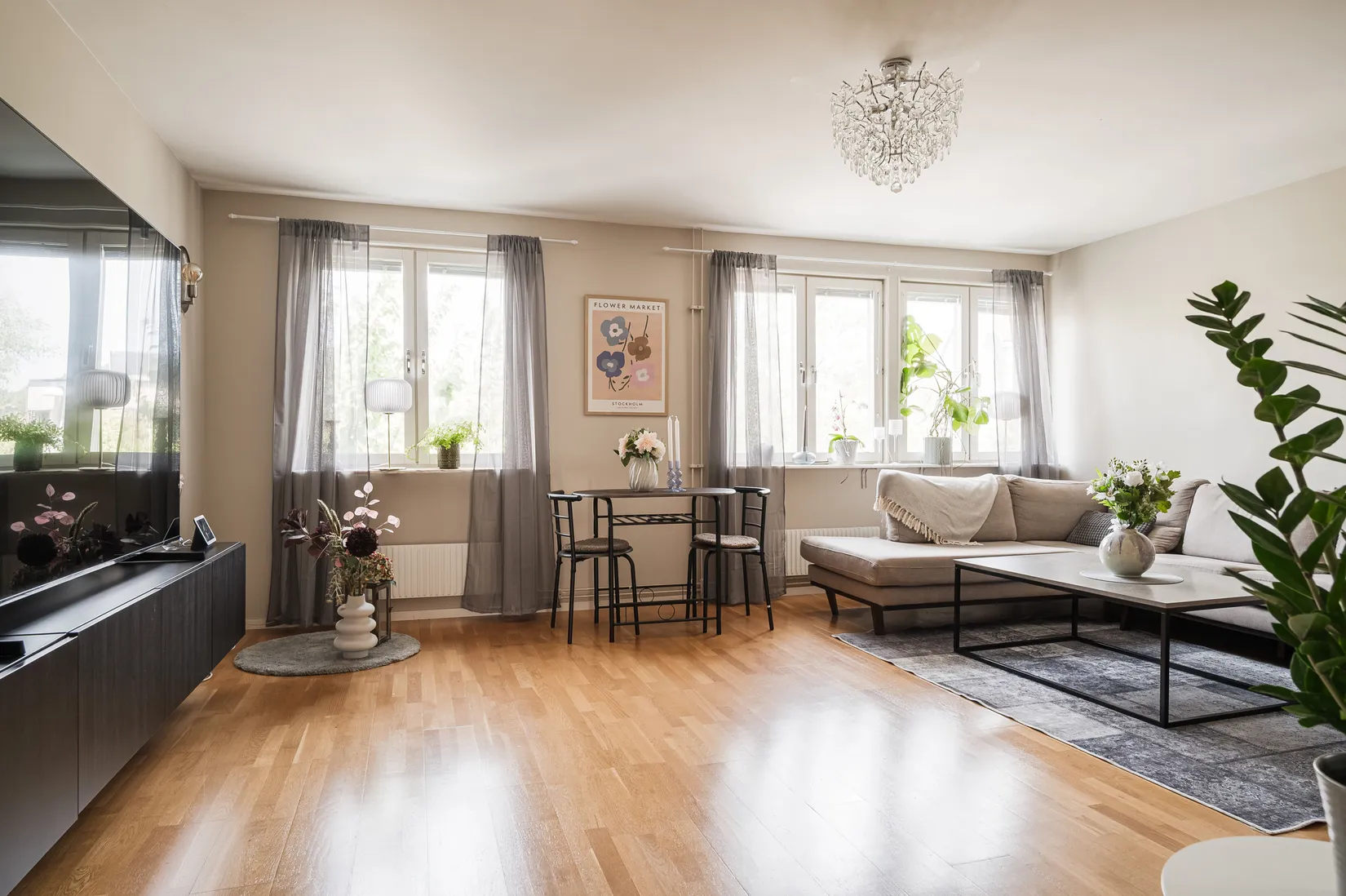 Bostadsrätt, Fredensborgsgatan 1, Kinna, Mark