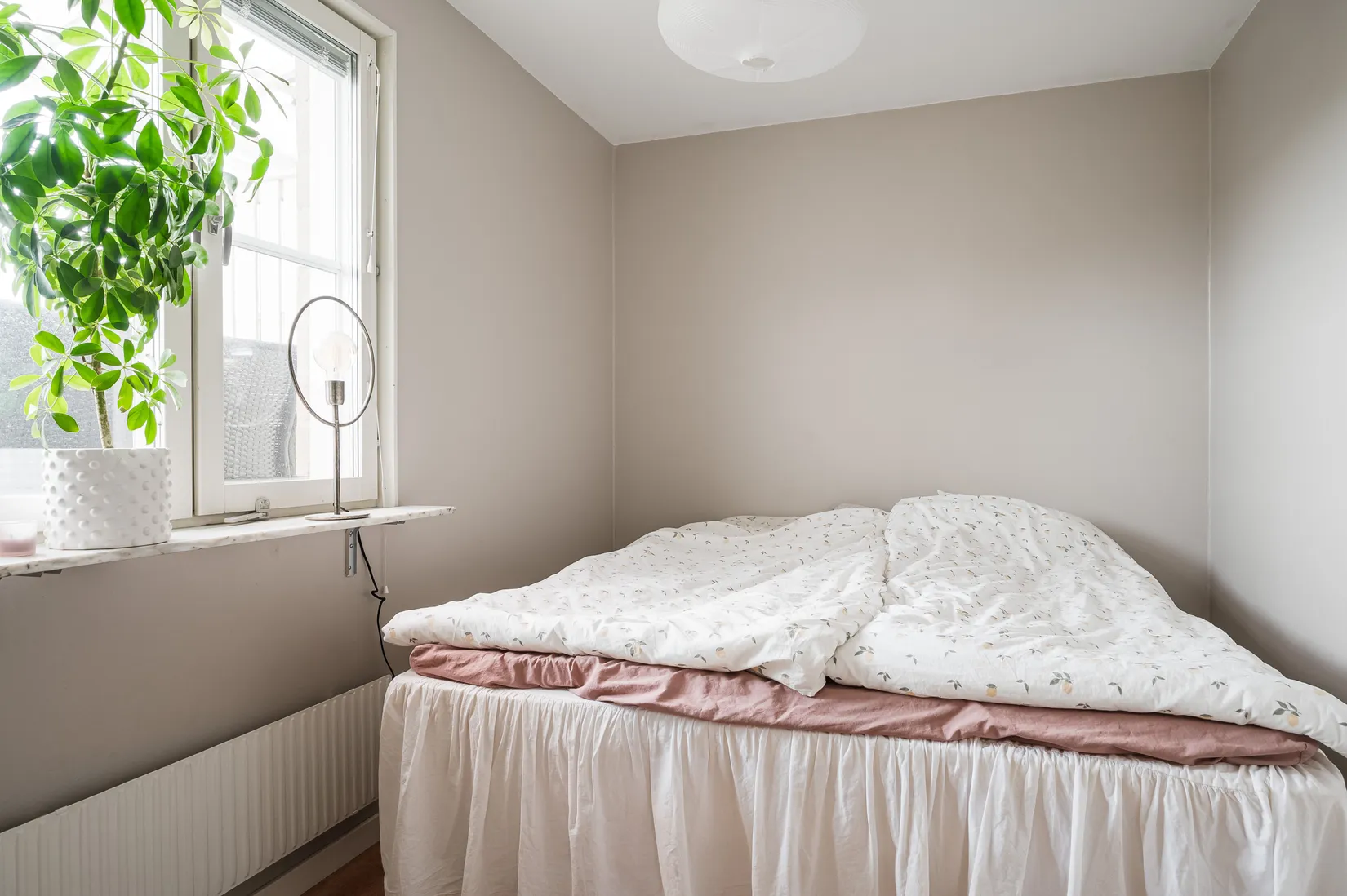 Bostadsrätt, Fredensborgsgatan 1, Kinna, Mark