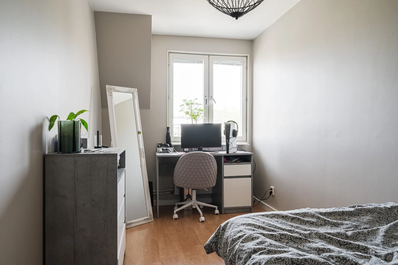 Bostadsrätt, Fredensborgsgatan 1, Kinna, Mark