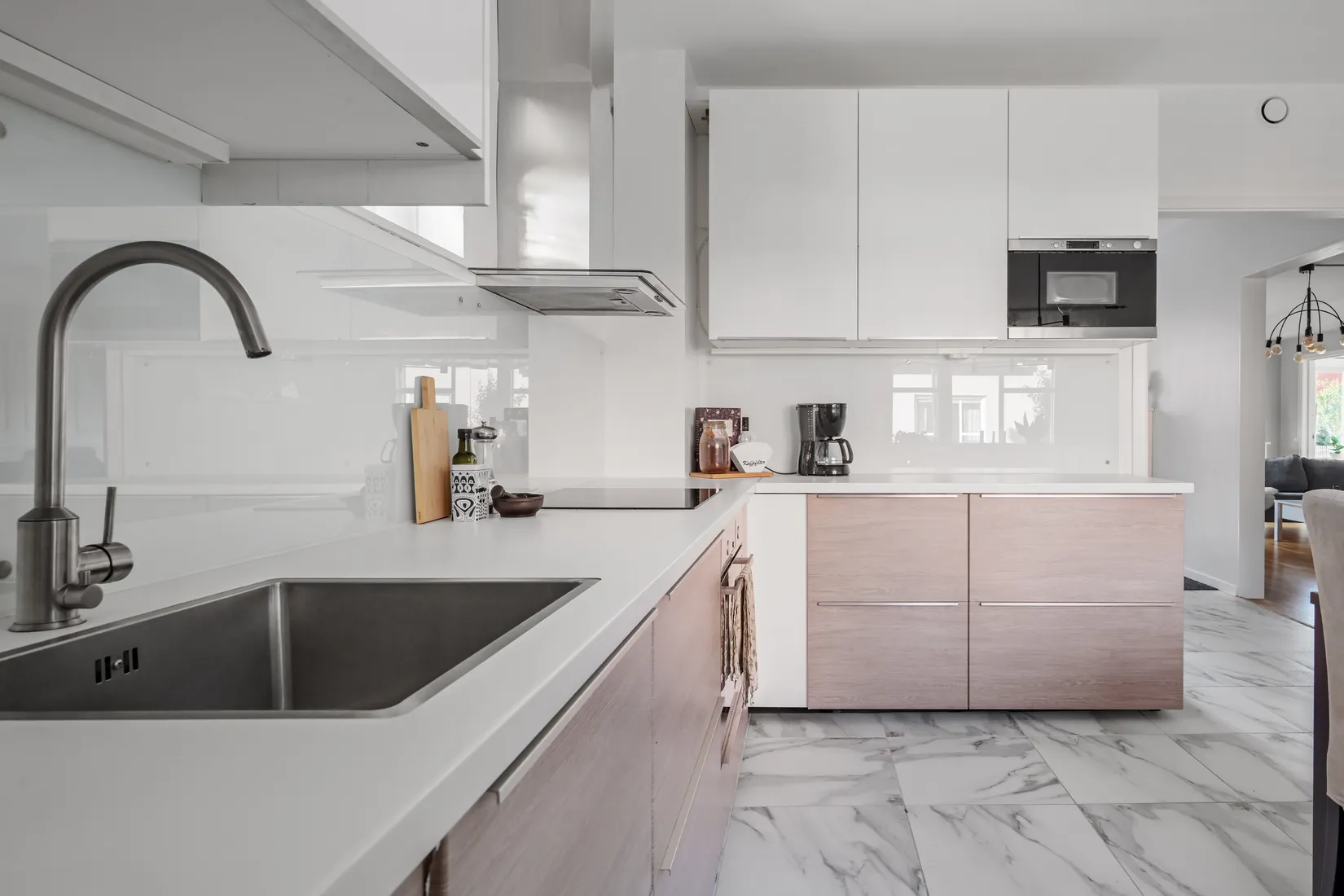 Radhus, Galoppgatan 81, Smedby, Upplands Väsby