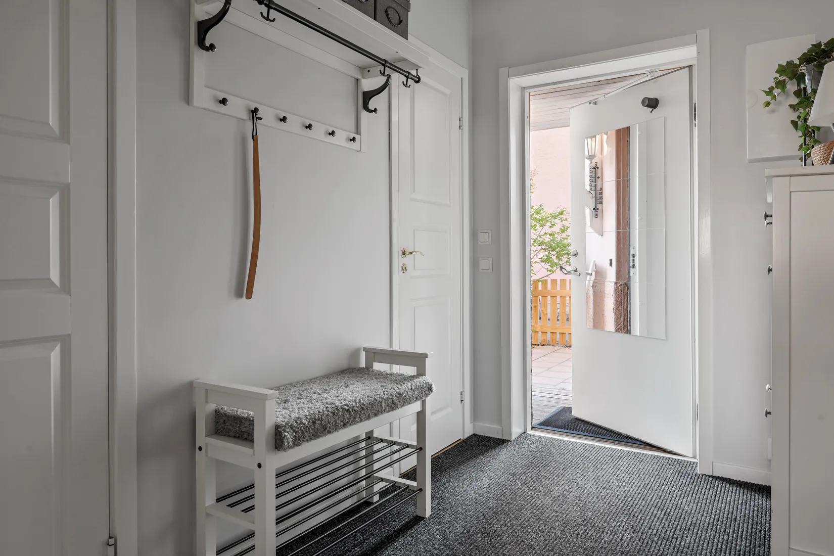 Radhus, Galoppgatan 81, Smedby, Upplands Väsby