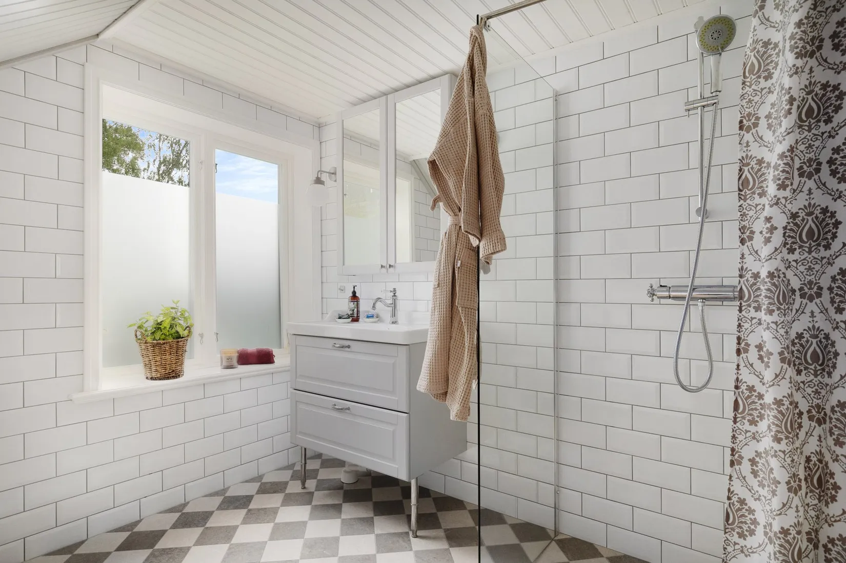 Villa, Karlsruhevägen 15, Norra Lagnö, Värmdö