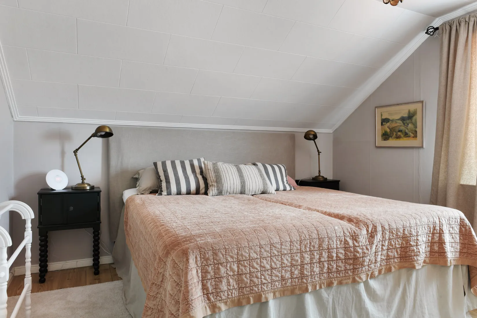 Villa, Vara Tråvadsgården 1, Vara