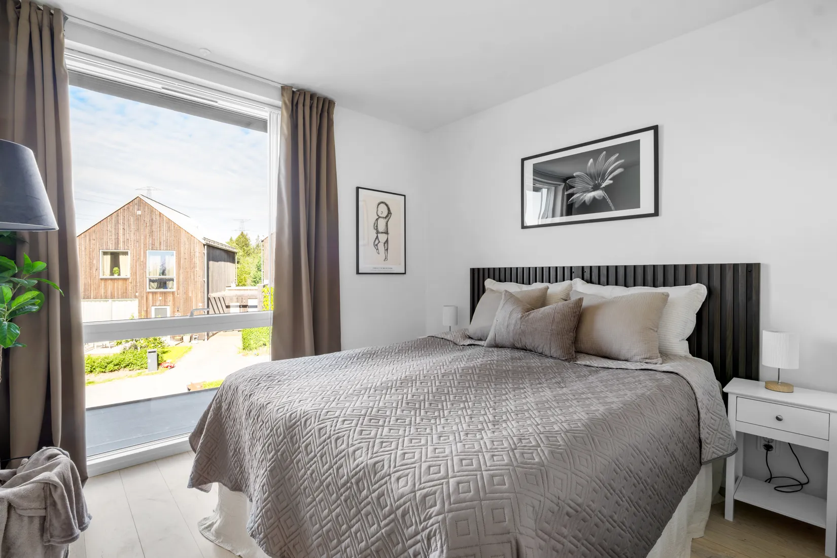Radhus, Teodolitvägen 19, Högmora, Huddinge