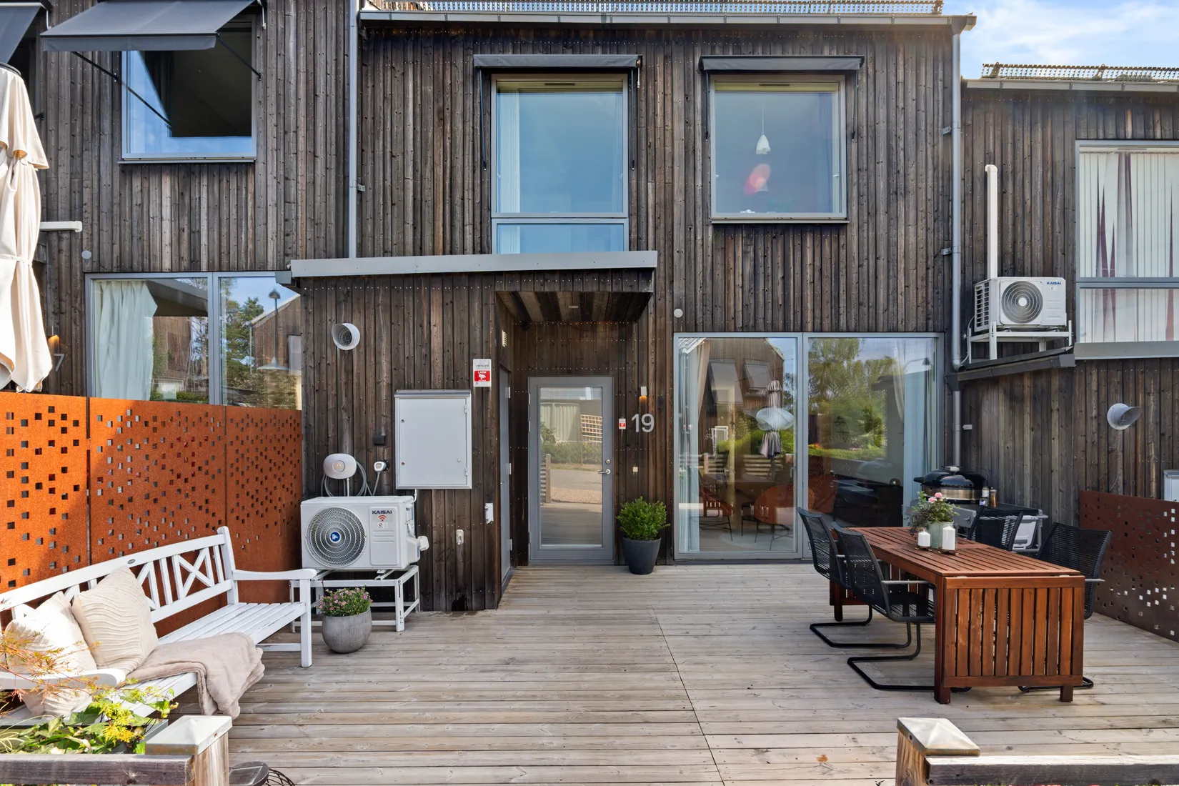 Radhus, Teodolitvägen 19, Högmora, Huddinge