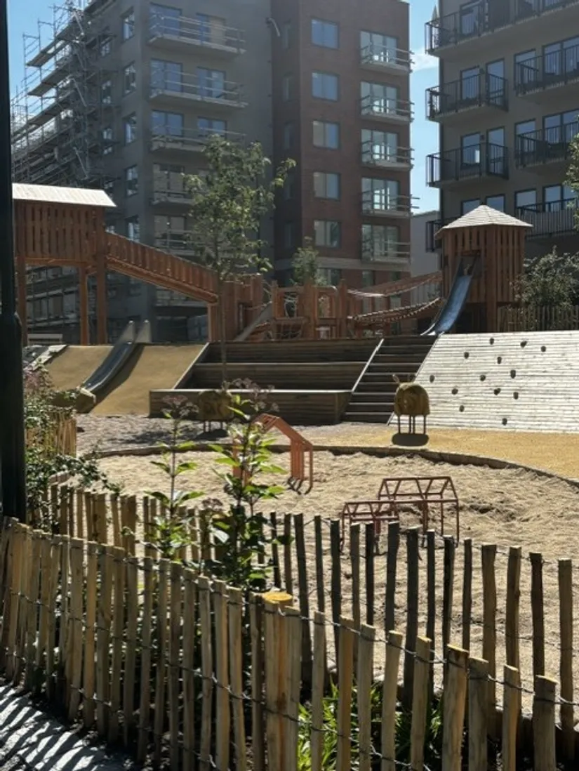 Radhus, Nyskogavägen 4, Stortorp, Stockholm