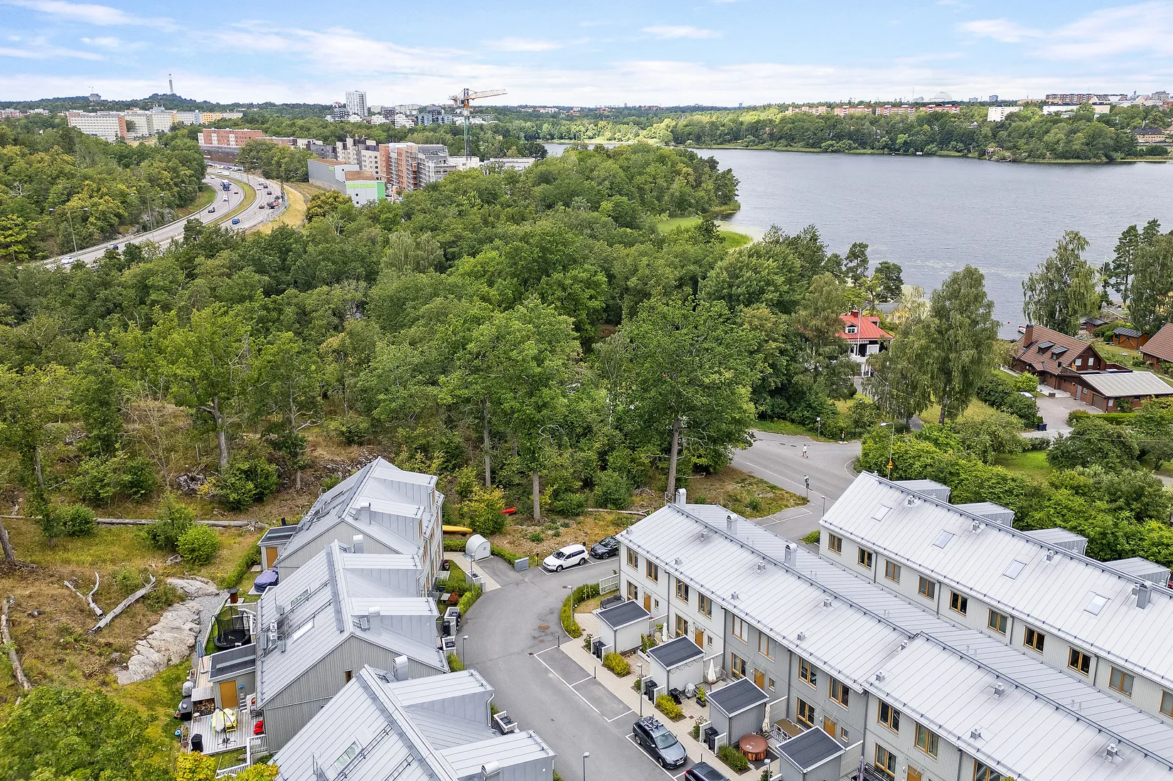 Radhus, Nyskogavägen 4, Farsta Stortorp, Stockholm