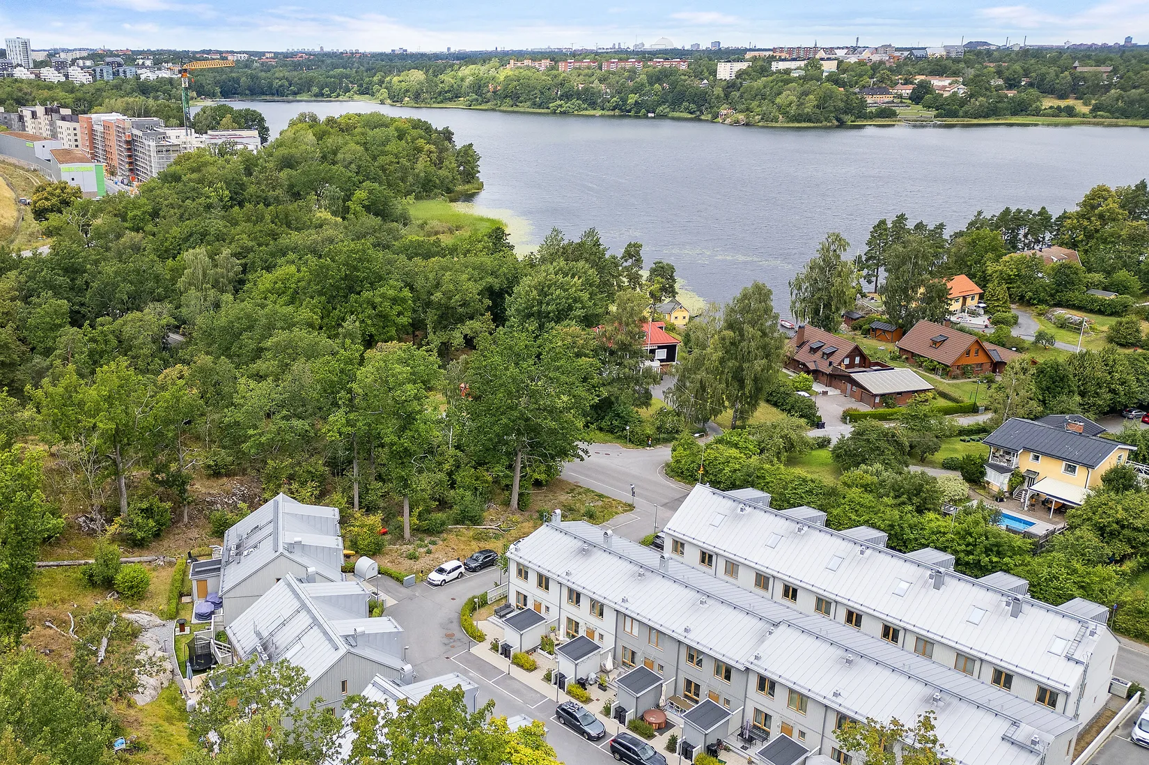 Radhus, Nyskogavägen 4, Farsta Stortorp, Stockholm