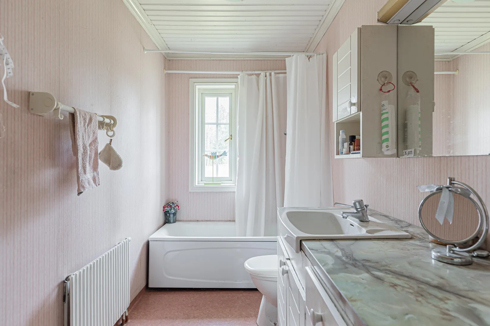 Villa, Solbrudsvägen 17, Norra Gryta, Västerås