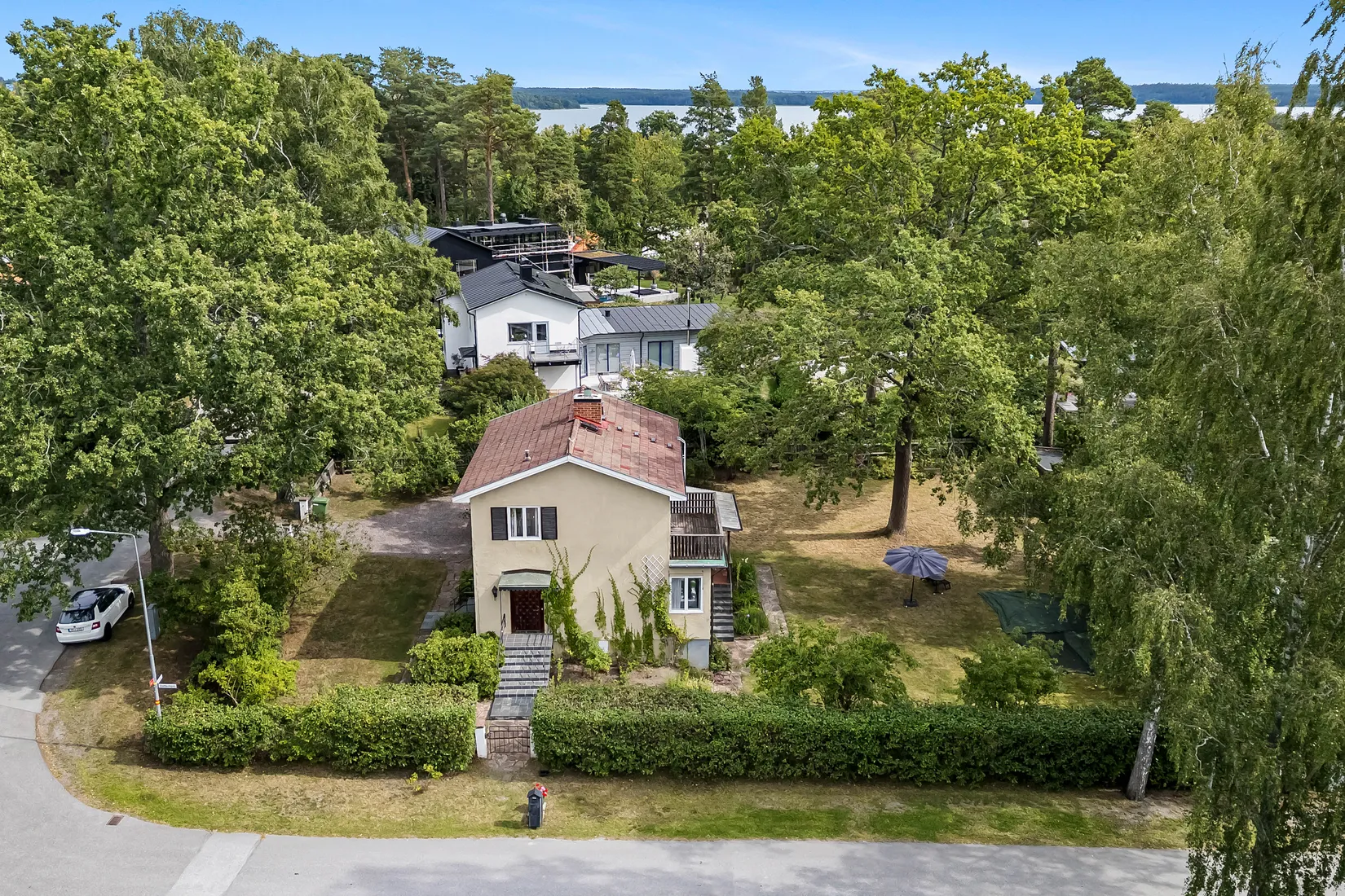 Villa, Slottsvägen 88, Näsbypark Sjösidan, Täby