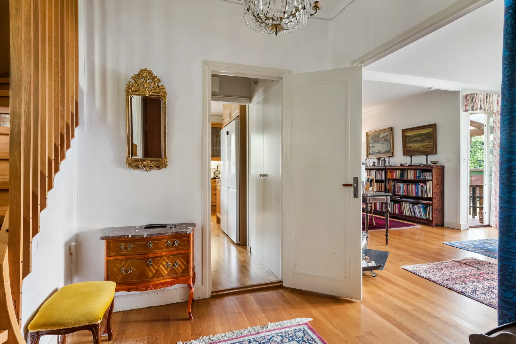 Villa, Slottsvägen 88, Näsbypark Sjösidan, Täby