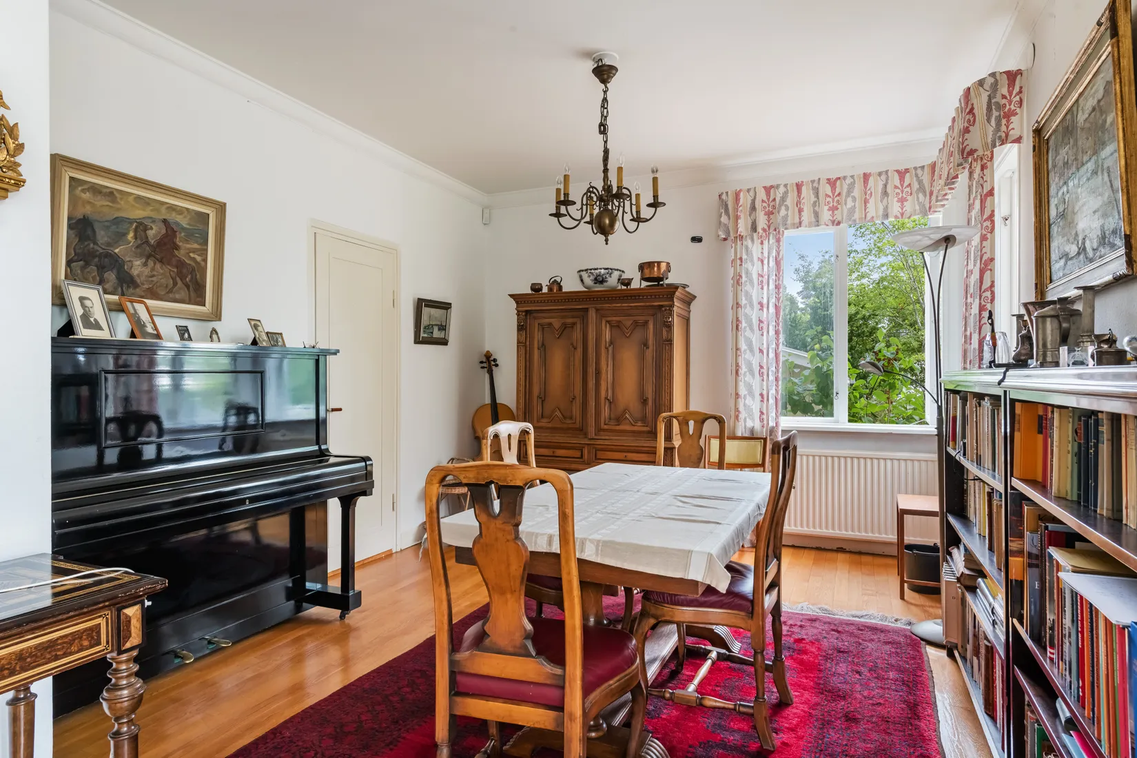 Villa, Slottsvägen 88, Näsbypark Sjösidan, Täby