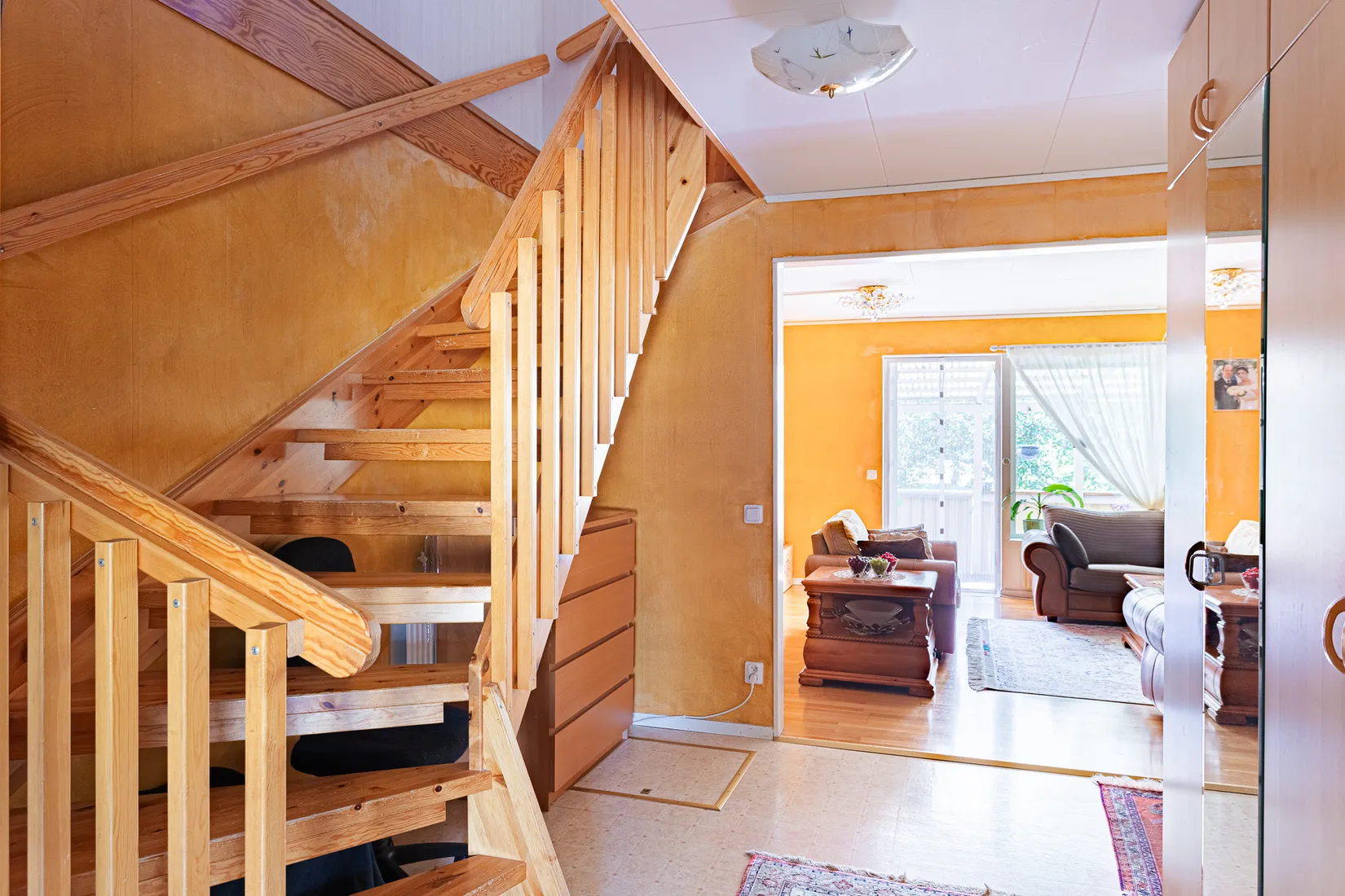 Radhus, Näckrosvägen 7, Norra Gryta, Västerås