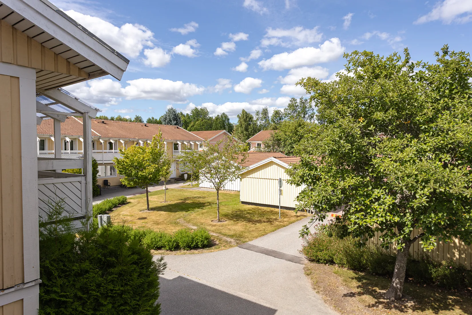 Radhus, Näckrosvägen 7, Norra Gryta, Västerås