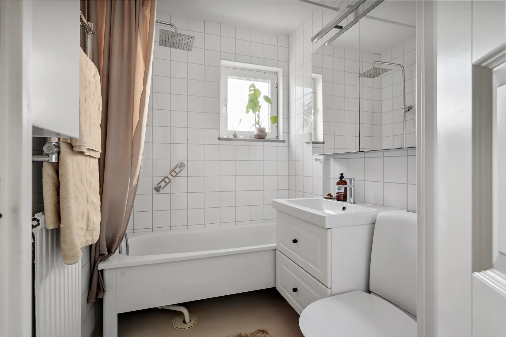Bostadsrätt, Västra Bangatan 59A, entréplan, Märsta Centralt, Sigtuna