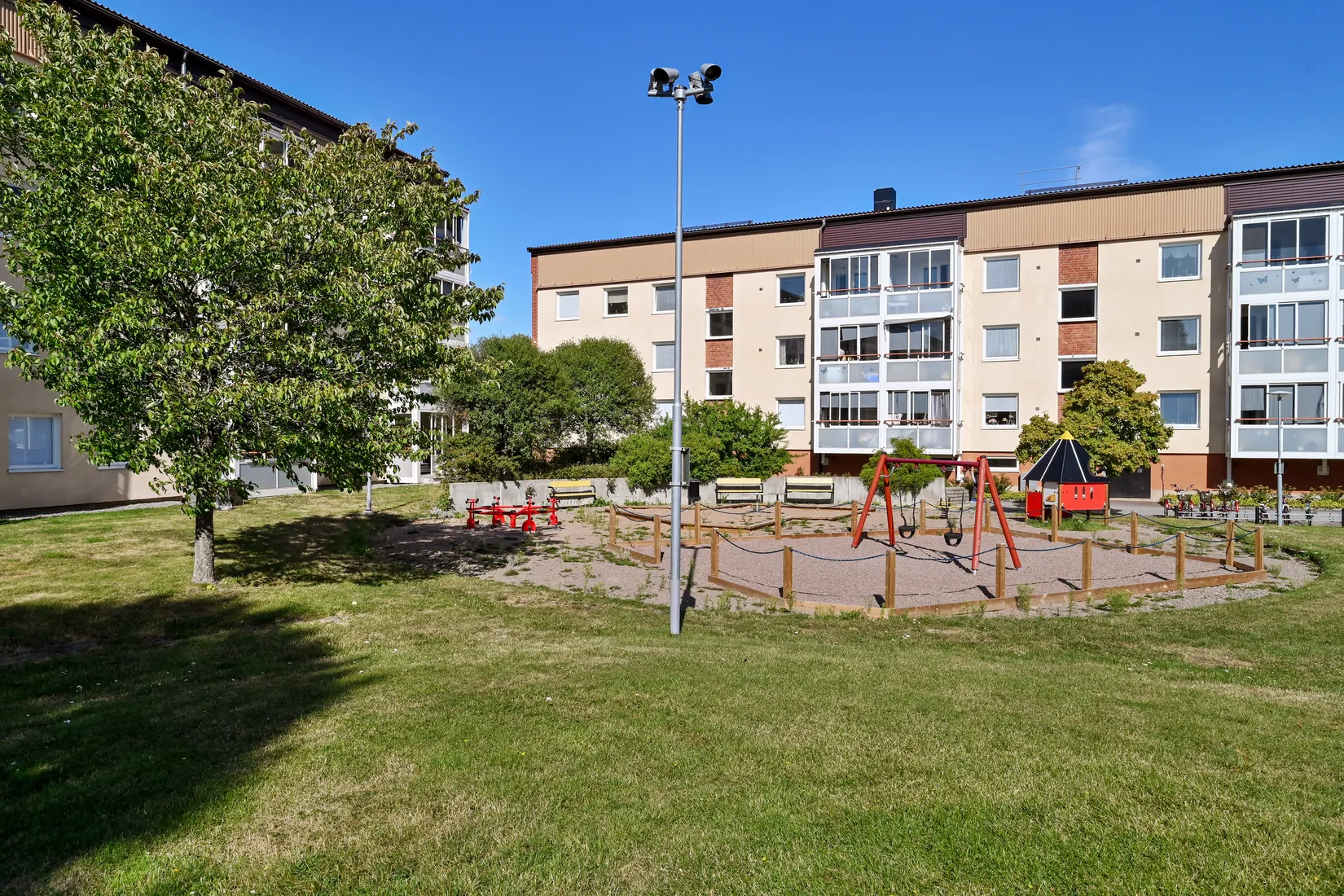 Bostadsrätt, Västra Bangatan 59A, entréplan, Märsta Centralt, Sigtuna