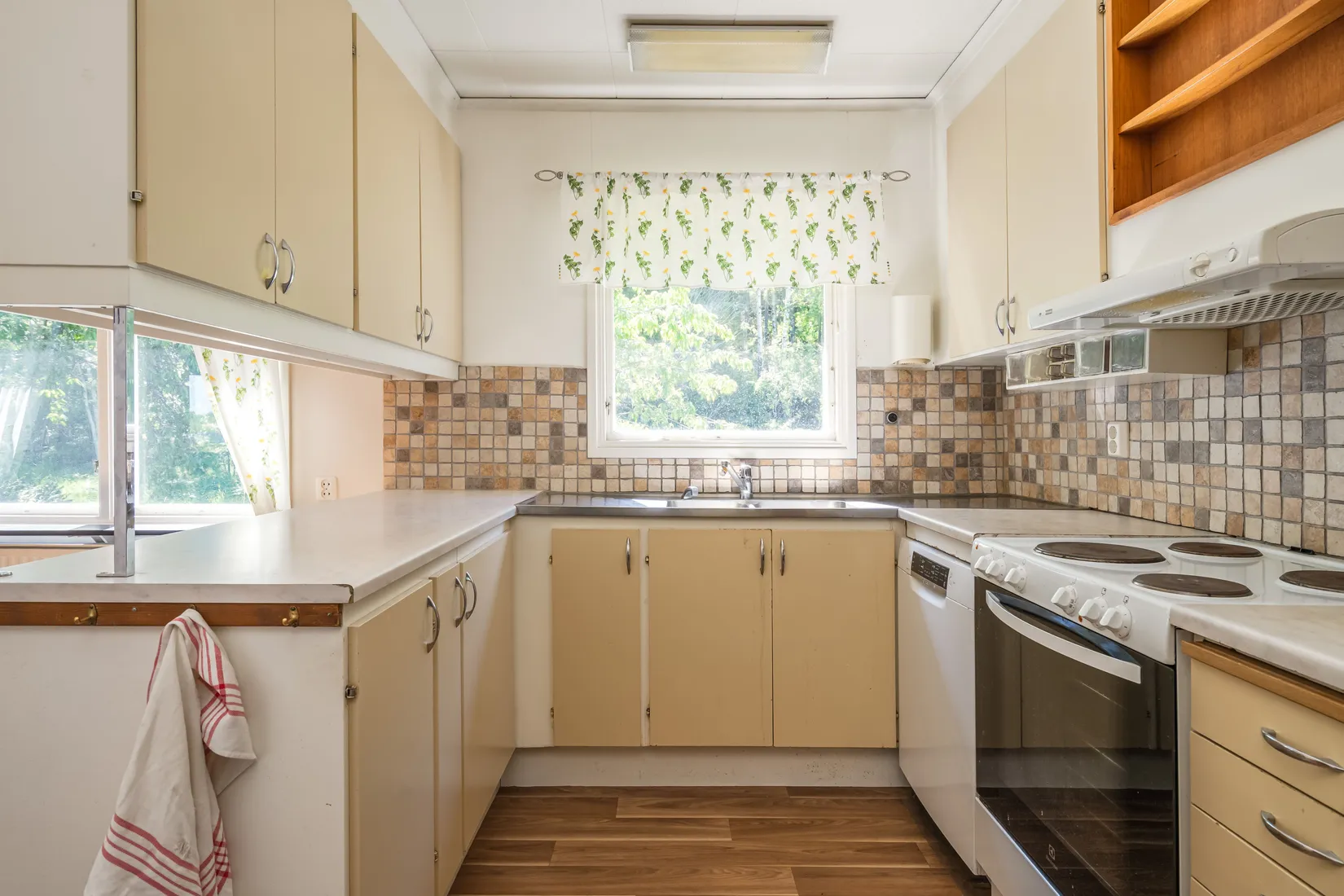 Villa, Ängebyvägen 29, Östra Husby, Norrköping