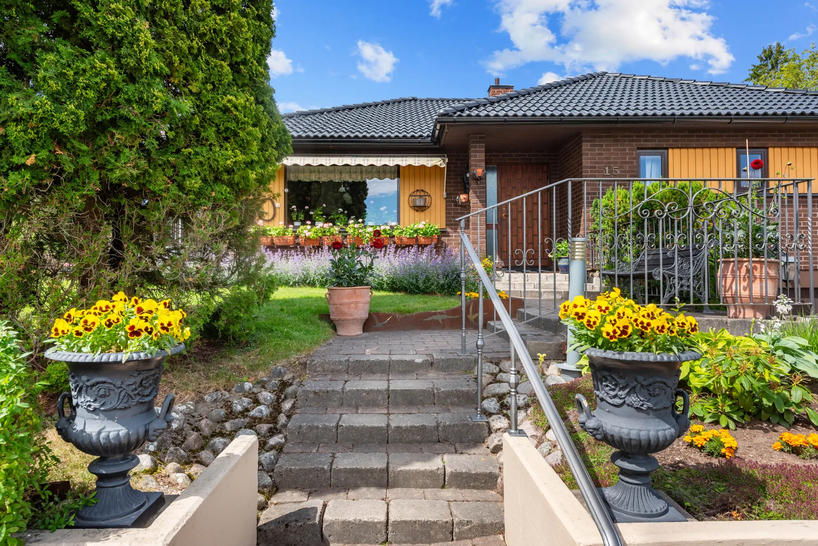 Villa, Backvägen 15, Edsbro, Norrtälje