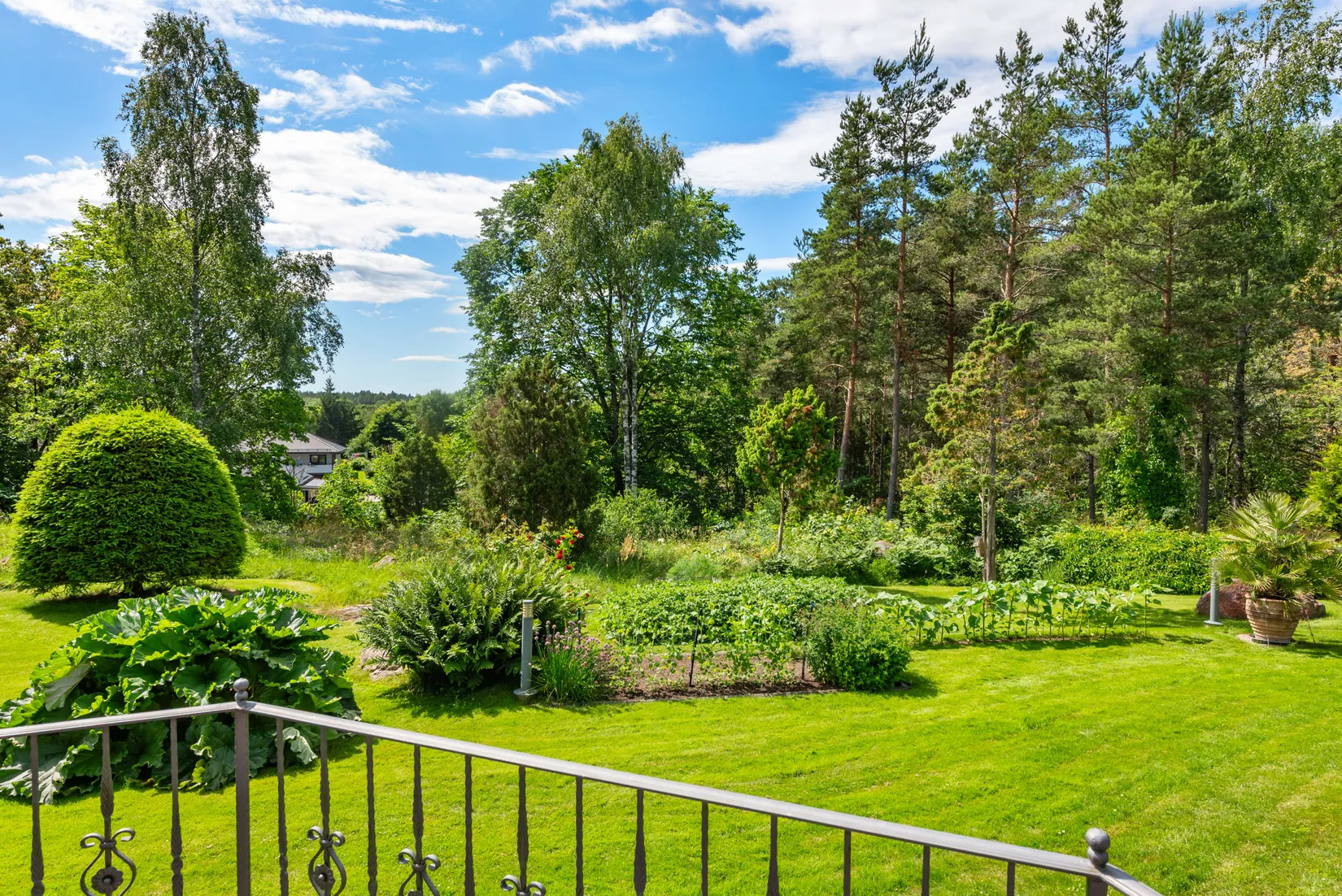 Villa, Backvägen 15, Edsbro, Norrtälje
