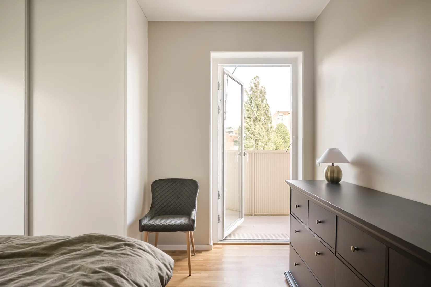 Bostadsrätt, STOCKHOLMSVÄGEN 162E, Ella gård, Täby