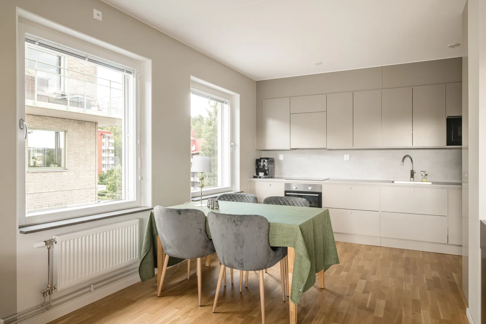 Bostadsrätt, STOCKHOLMSVÄGEN 162E, Ella gård, Täby