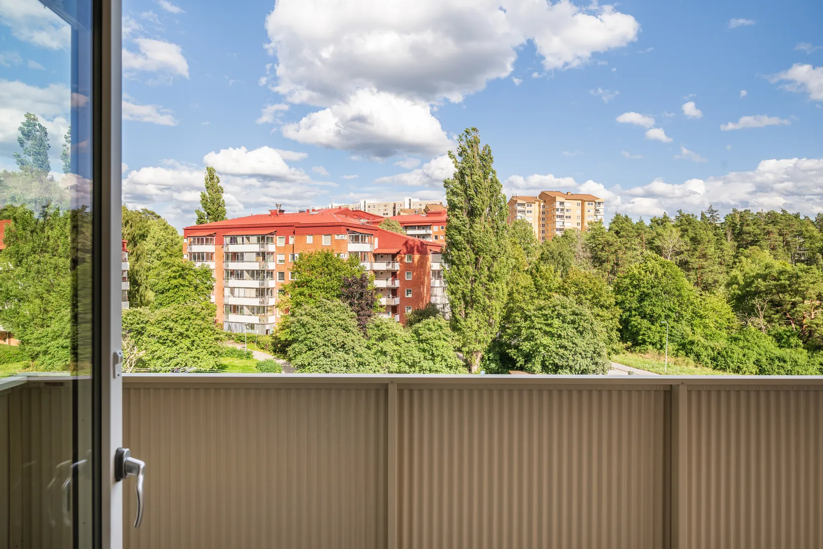 Bostadsrätt, STOCKHOLMSVÄGEN 162E, Ella gård, Täby
