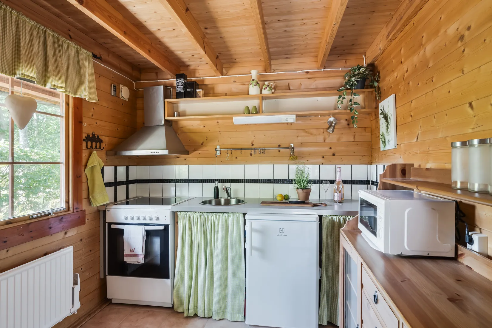 Villa, Ängsbackevägen 5, Ängelholm - Ugglehult nära Västersjön!, Ängelholm