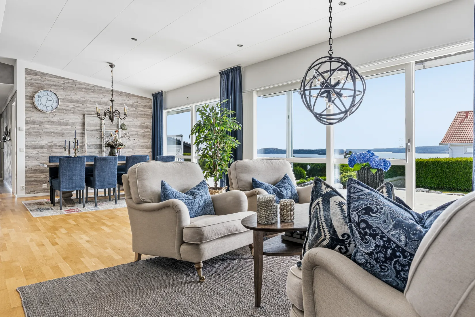 Villa, Vadholmsvägen 5, Uddevalla