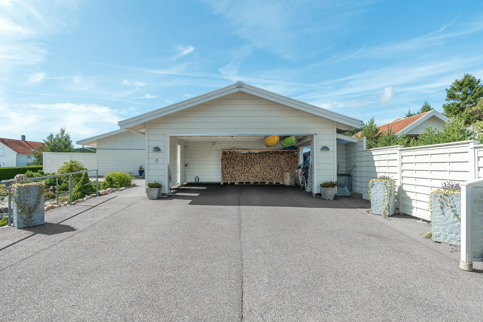 Villa, Vadholmsvägen 5, Uddevalla