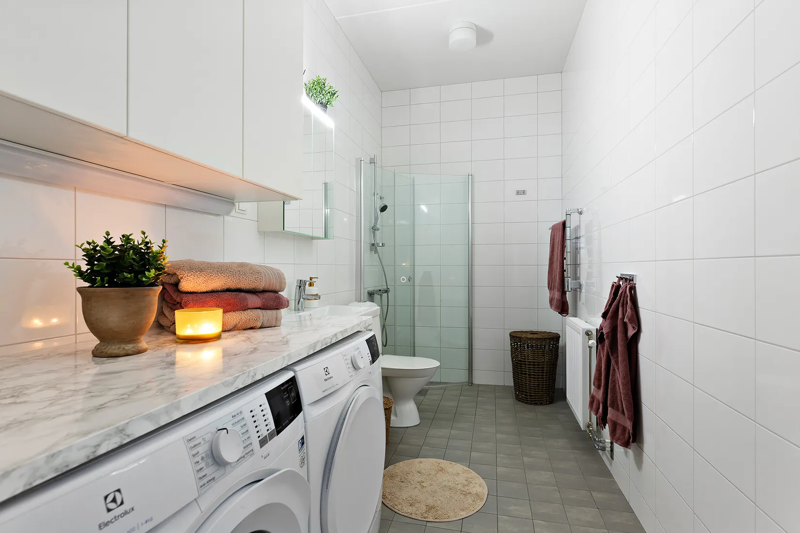 Bostadsrätt, Kokillbacken 1, entréplan, Kungsängen centrum, Upplands-Bro