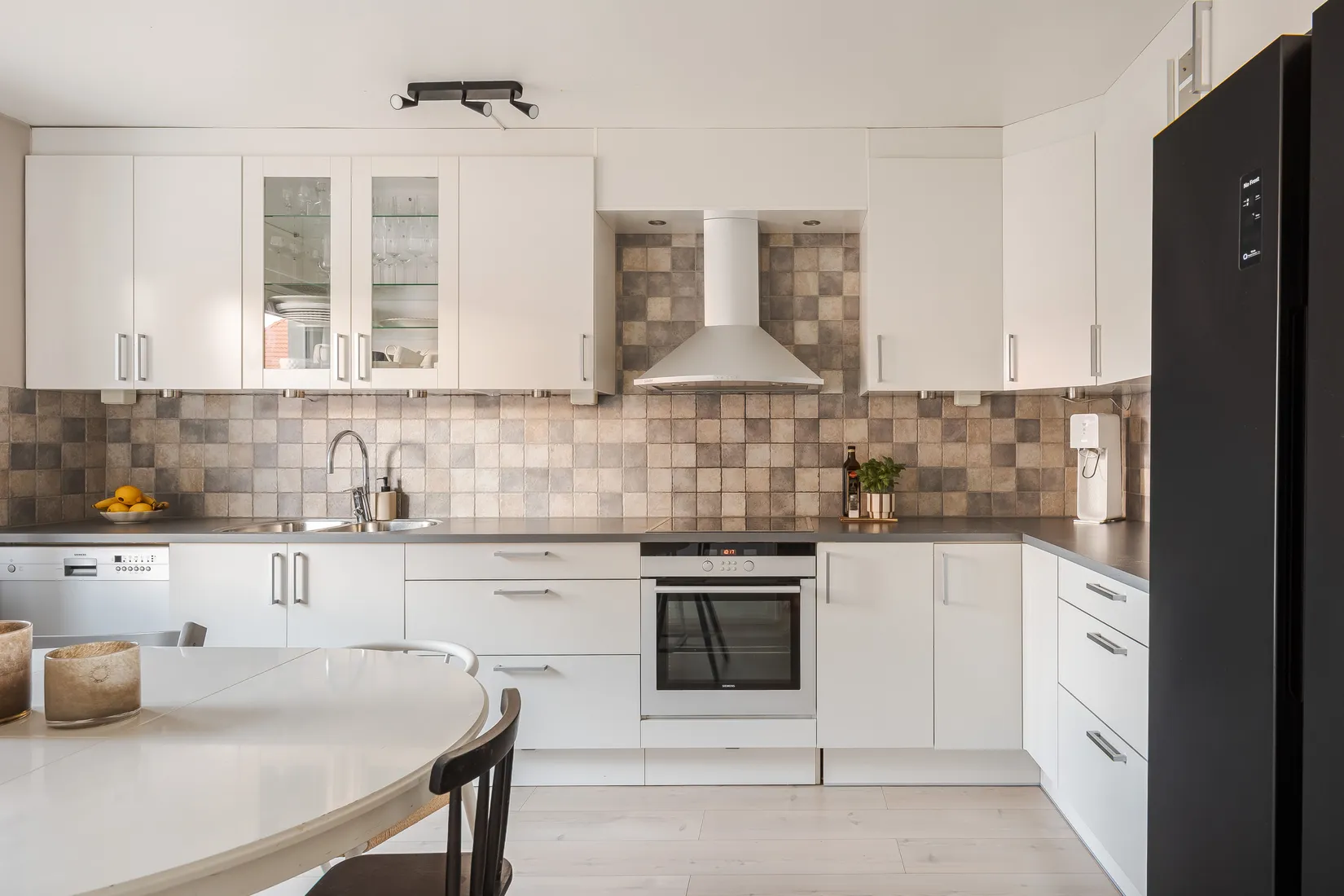 Radhus, Tröskaregränd 3, Stöpen, Skövde