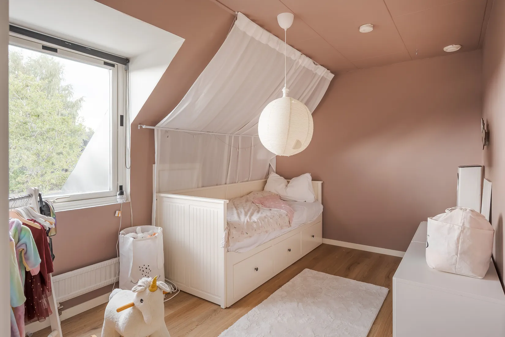 Radhus, Tröskaregränd 3, Stöpen, Skövde