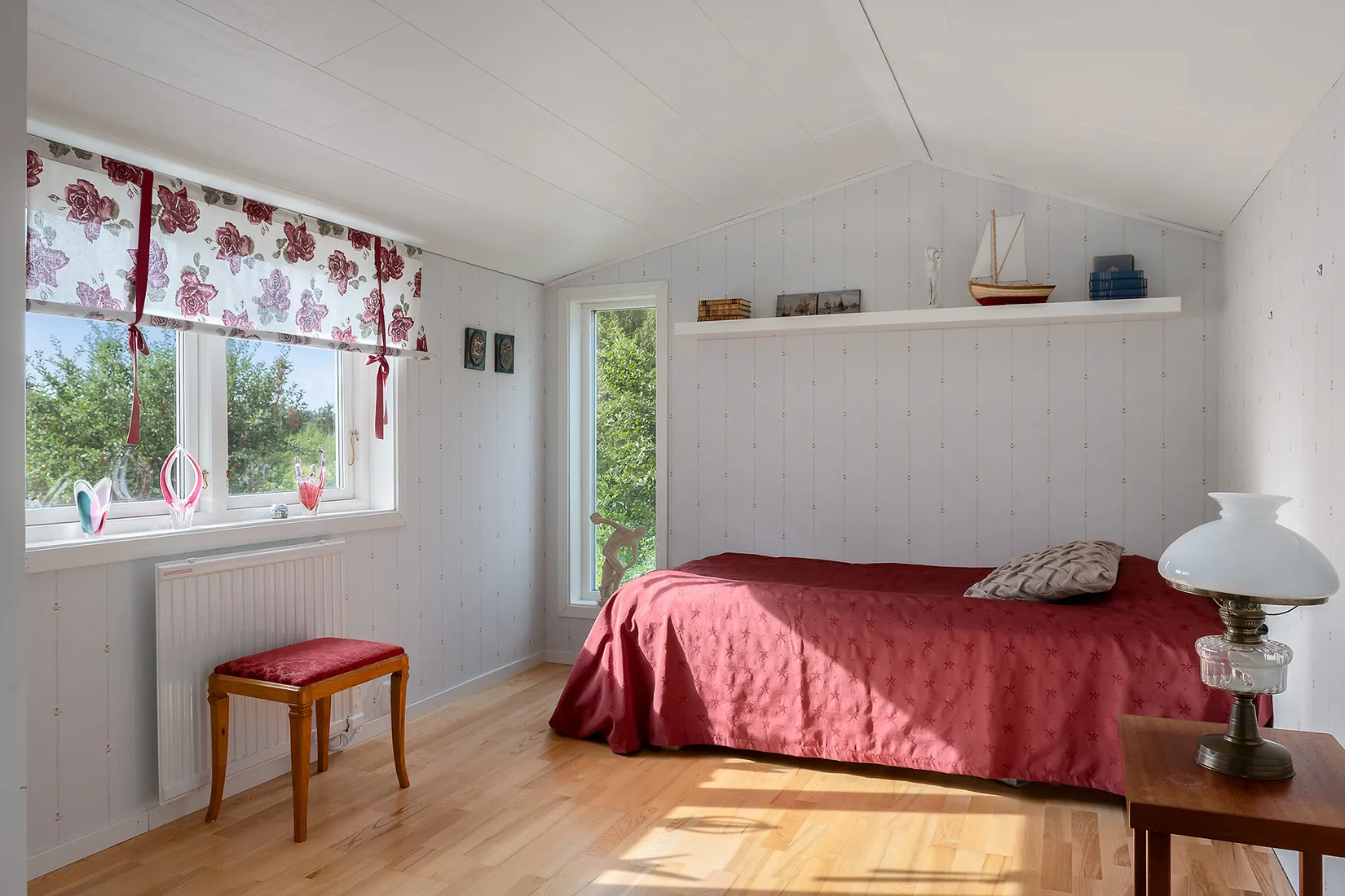Villa, Skåpesund Knuten 14, Tjörn