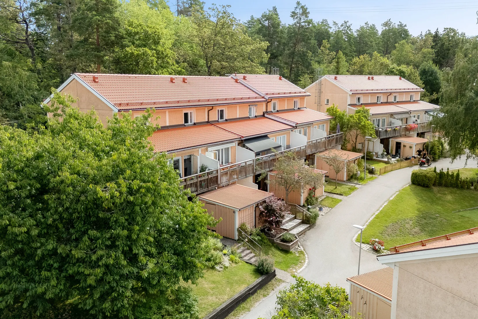 Radhus, Kvintettvägen 18, Skogås, Huddinge