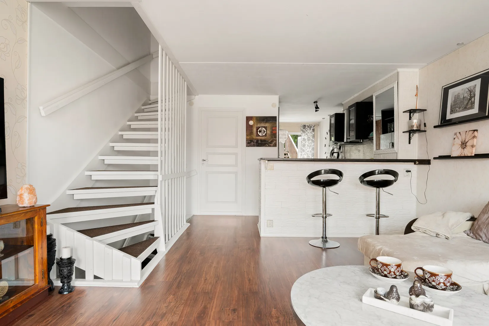 Radhus, Kvintettvägen 18, Skogås, Huddinge