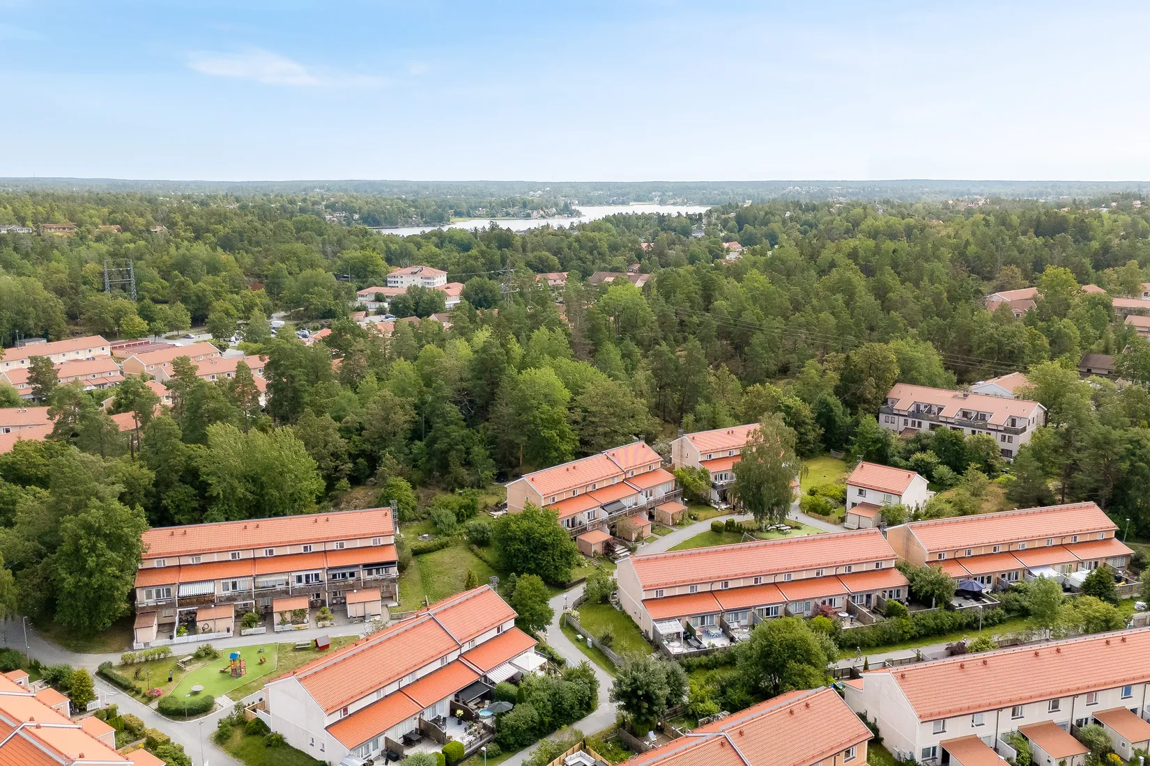 Radhus, Kvintettvägen 18, Skogås, Huddinge