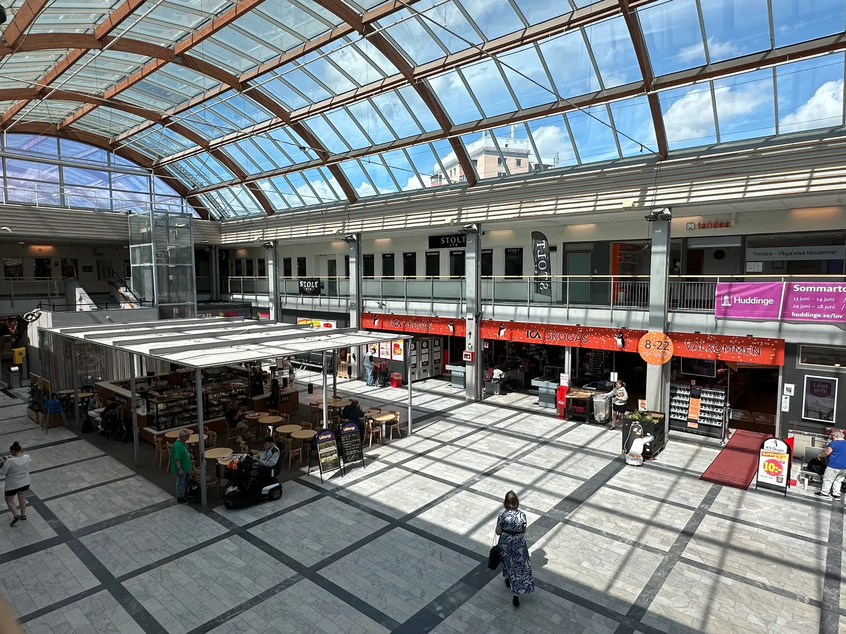 Radhus, Kvintettvägen 18, Skogås, Huddinge